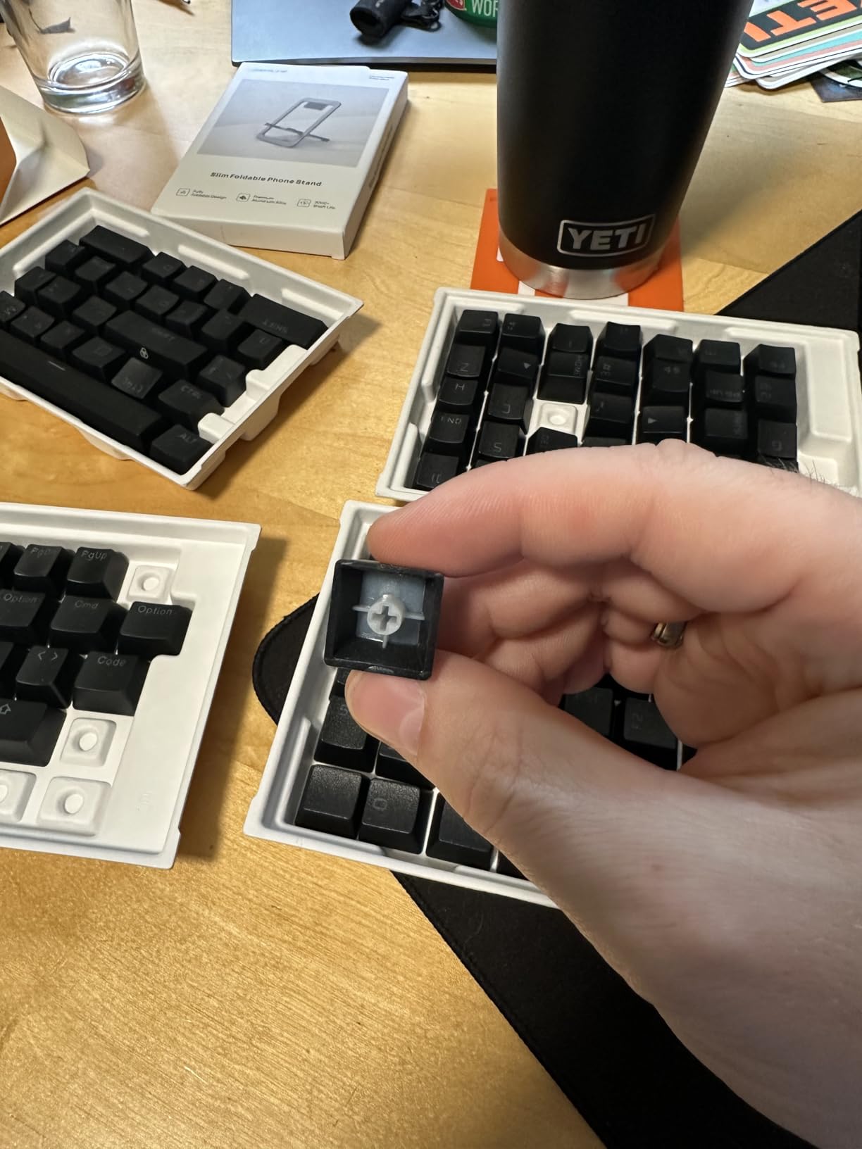 Glorious Gaming - GPBT Backlit Keycaps (Black) Translucent Shine Through Legends, Fits 100%, 75% 65% 60% Custom Mechanical Gaming Keyboards, Fits ANSI, ISO, Windows & macOS, English (US) customer photo 1