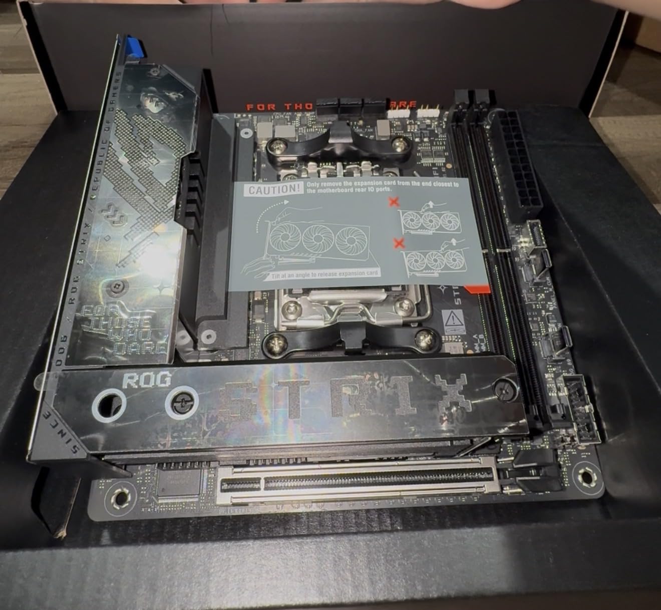 ASUS ROG STRIX X870-I GAMING WIFI AMD AM5 X870 Mini ITX motherboard 10+2+1 power stages, Dynamic OC Switcher, Core Flex, DDR5 AEMP, WiFi7, 2x M.2, PCIe 5.0, Q-Release Slim, USB4, AI OCing & Networking customer photo 1