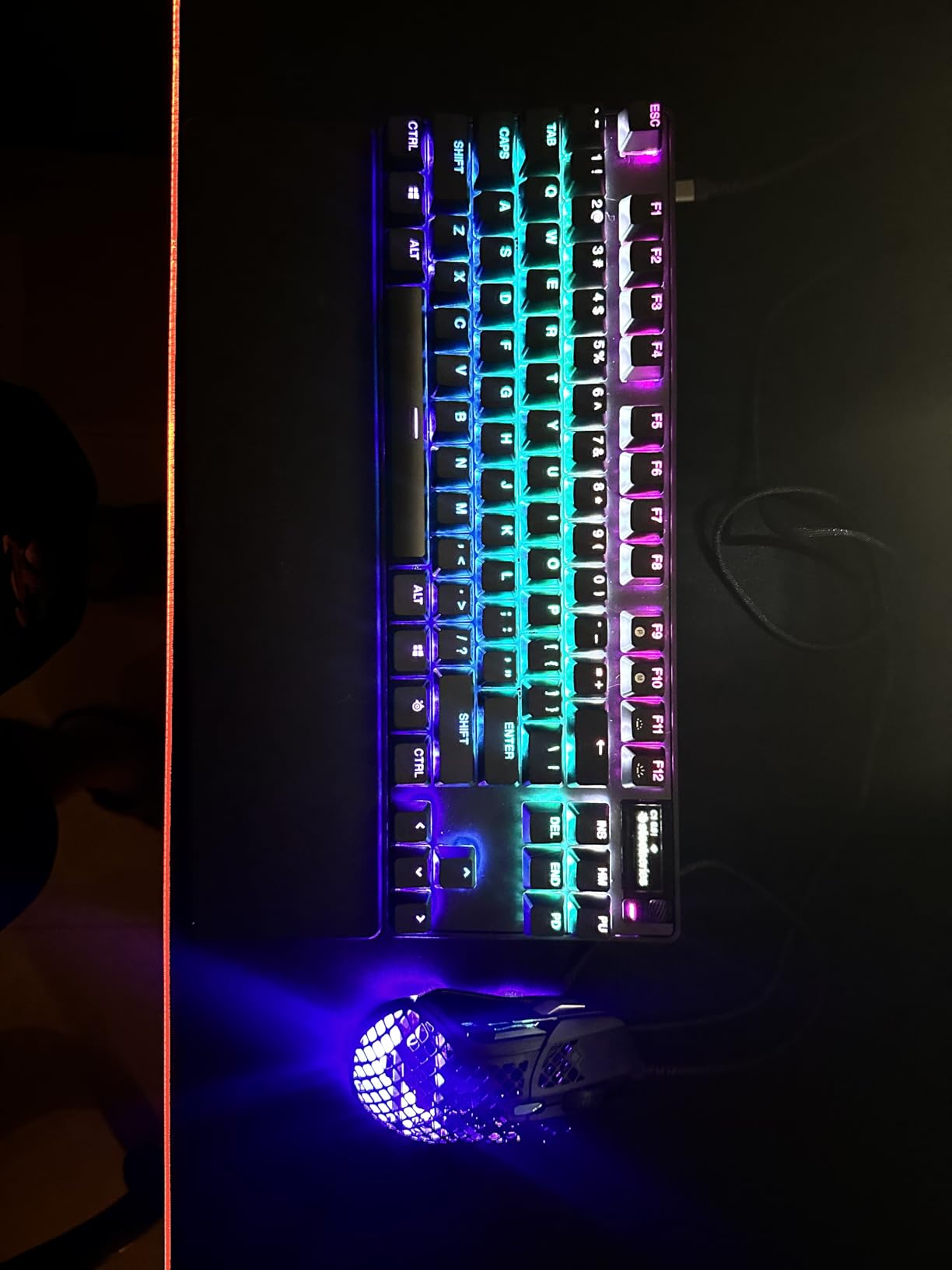 SteelSeries Apex Pro TKL Gen 3 Gaming Keyboard - OmniPoint 3.0 Analog Magnetic Switches, Quickset Auto-Presets, OLED, RGB, PBT Keycaps, USB-C customer photo 2