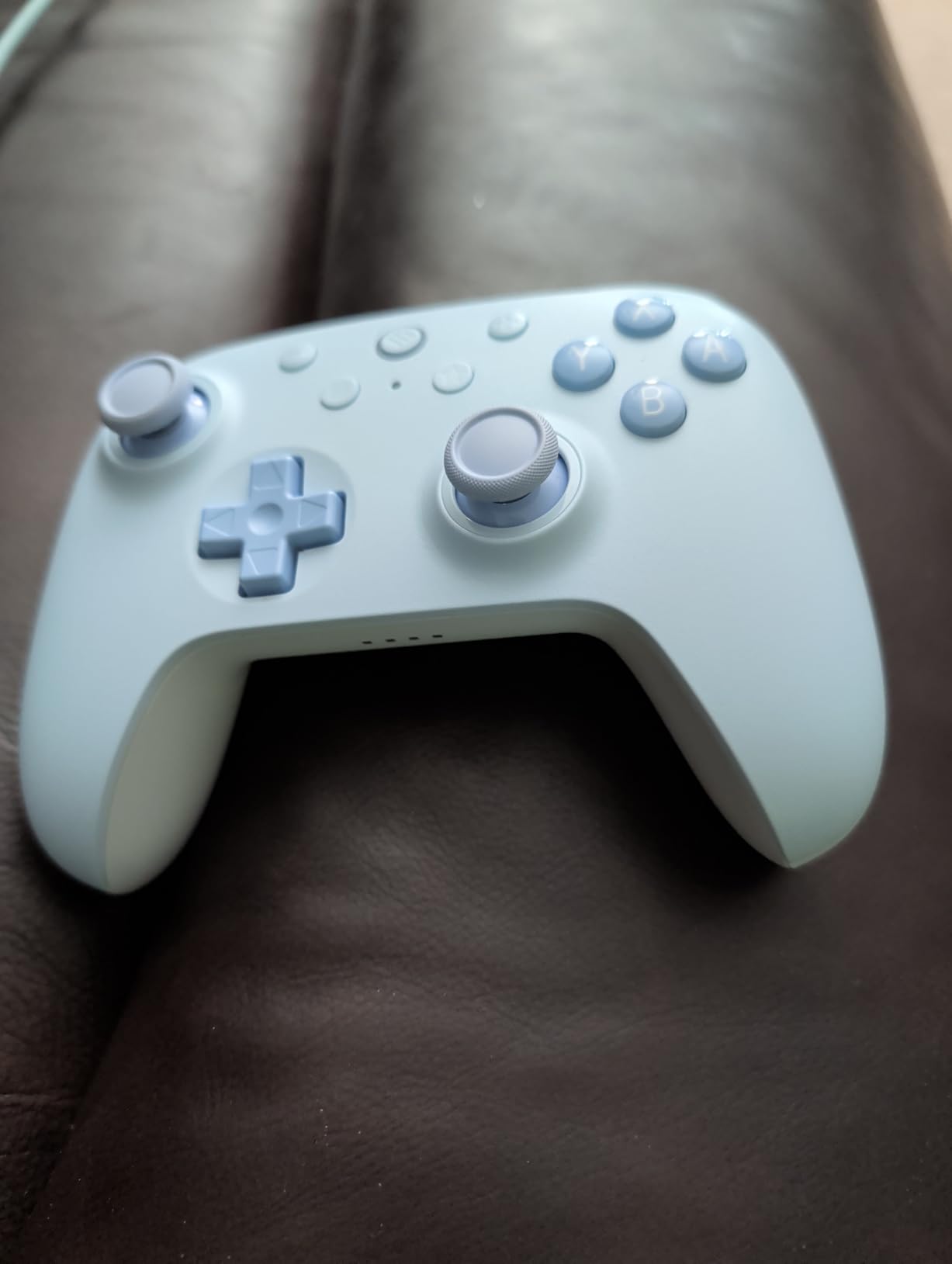 8BitDo Ultimate 2C Bluetooth Controller for Switch/Switch 2, Blue | Hall Effect Joysticks, 6-Axis Motion Control, Rumble Vibration, Refined D-Pad and Bumpers, Extra R4/L4 Bumpers customer photo 2