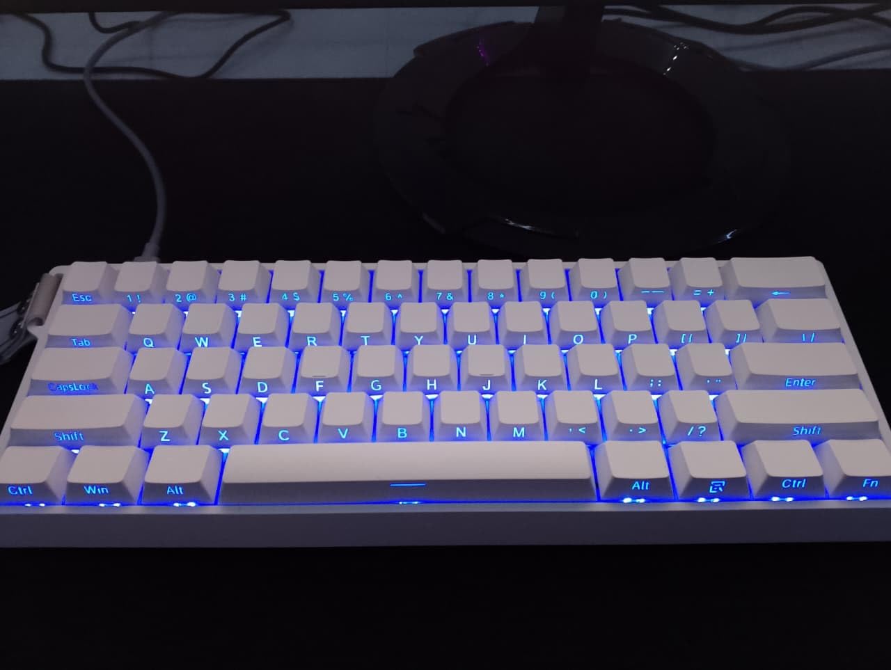 Aula WIN60 HE - 60% Mechanical Gaming Keyboard Wired, Magnetic Switch Hot Swappable, Adjustable Actuation Rapid Trigger Mode, 8000 Hz Polling Rate, RGB Small Keyboard 60 Percent Compact Design for PC customer photo 2