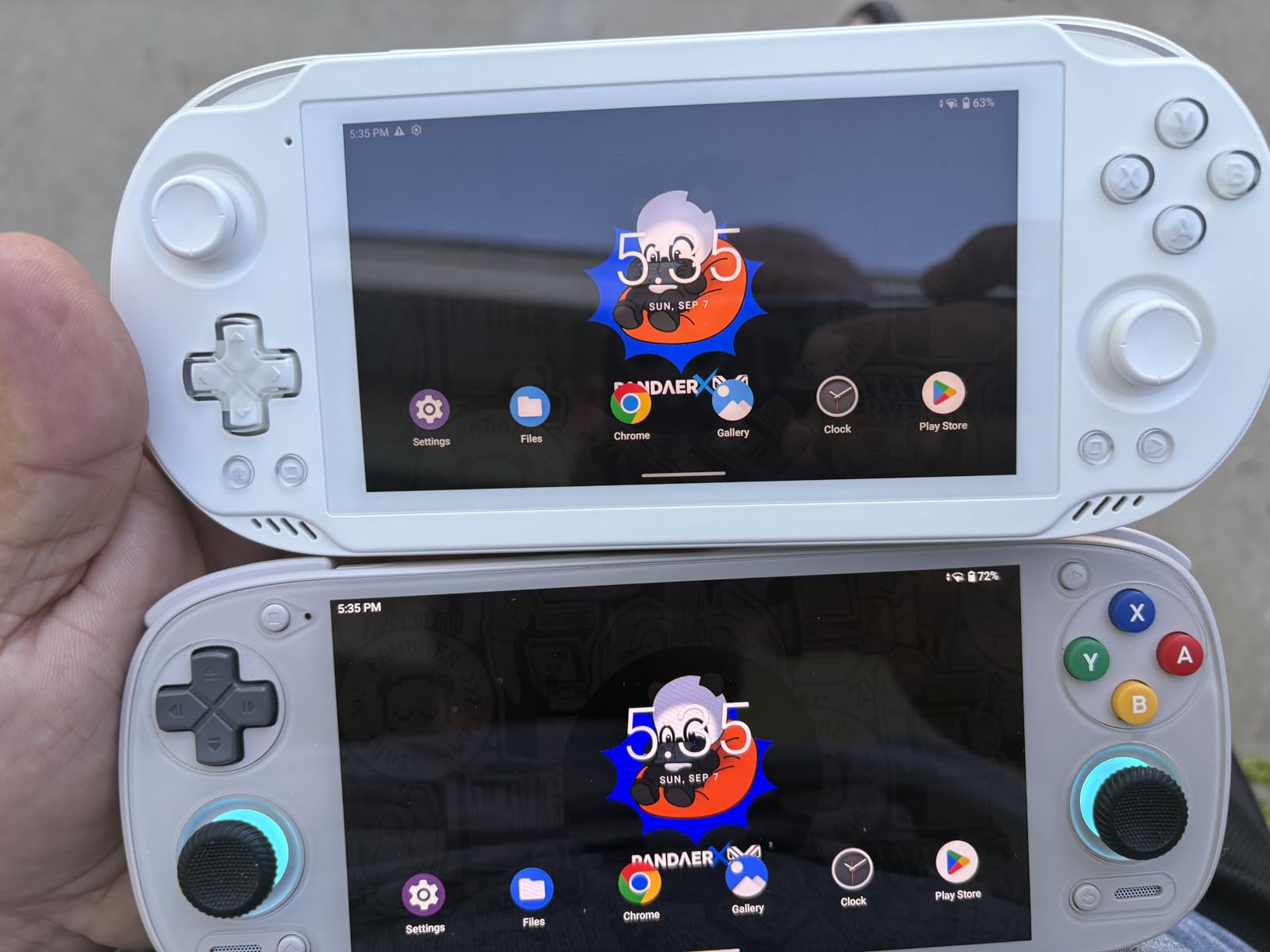 Retroid Pocket 5 Retro Handheld Game Console, 8+128G, 5.5-inch touchscreen 1080p Portable Android Gaming Handheld with Adreno 650 GPU & WiFi 6/BT5.1, Snapdragon 865 Processor, Android 13 (16Bit) customer photo 1