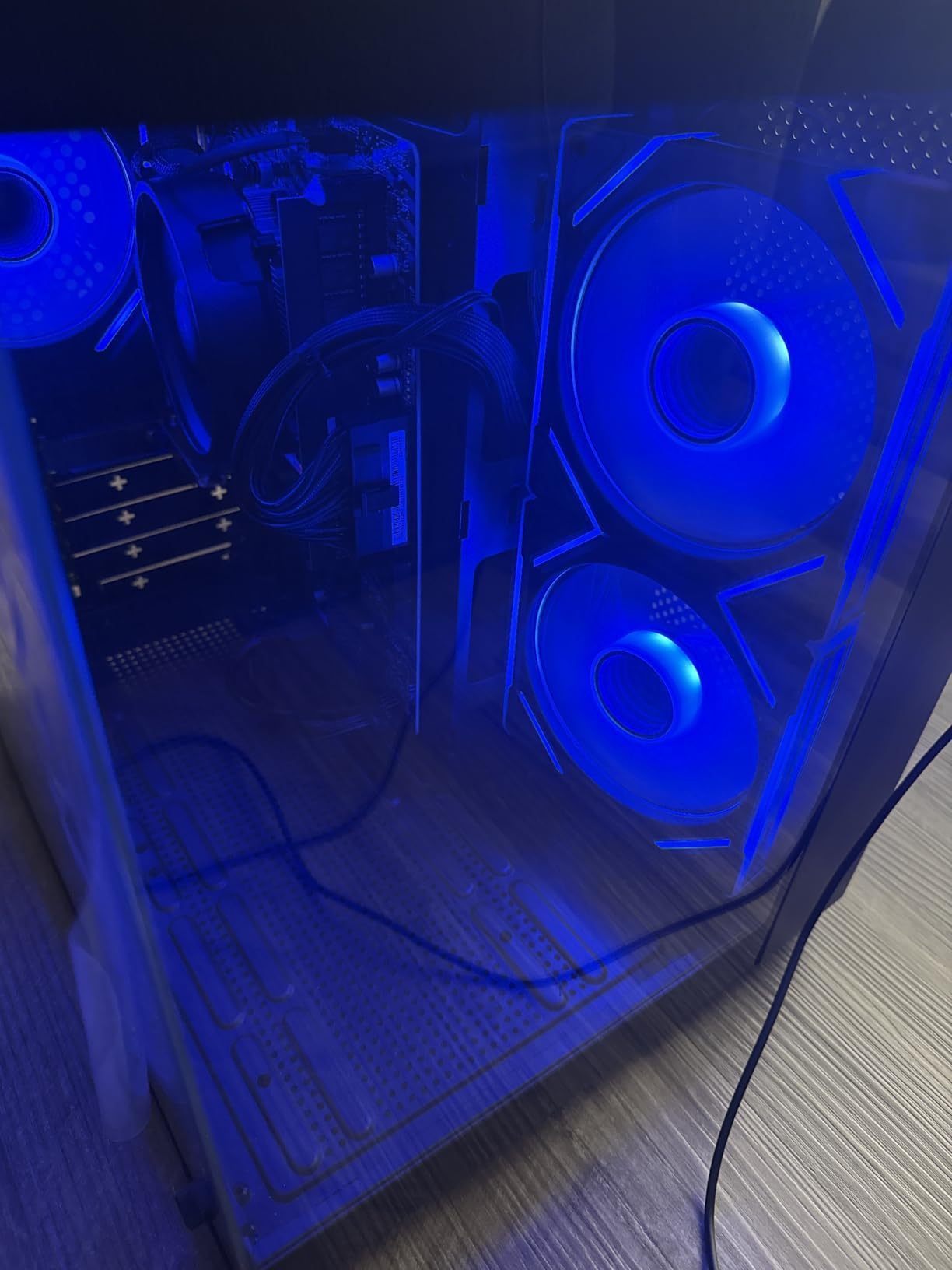 YAWYORE Gaming PC Desktop Computer AMD R5 5600GT 16GB 1TB NVMe Towers WiFi | 16GB DDR4 3200MHz, 1TB M.2 NVMe PCIe, 550W 80PLUS PSU, WiFi BT, Game Design Office Console customer photo 2