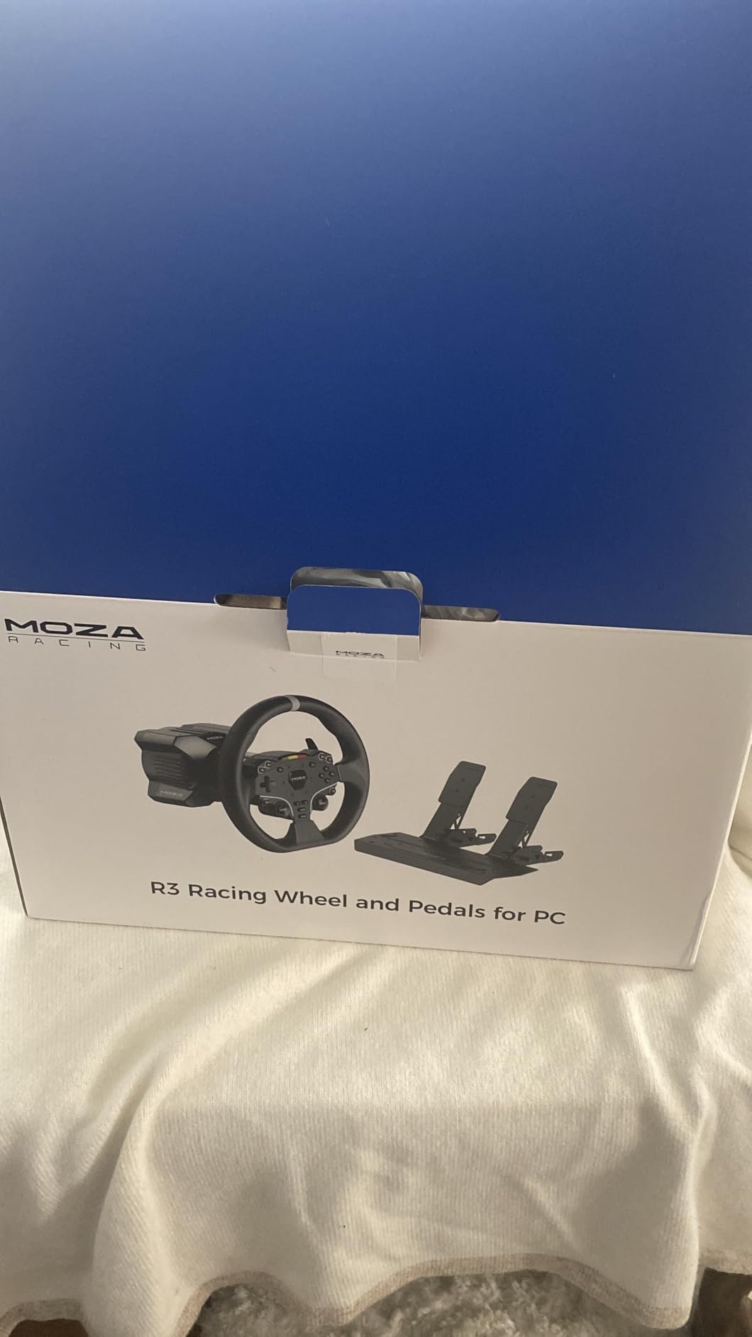 MOZA R3 Racing Wheel & Pedals Bundle Direct Drive Car Simulator Kit for PC | incl. R3 3.9Nm DD Servo Base, 11-inch ES Lite Racing Wheel, SR-P Lite Pedals, Table Clamp customer photo 2