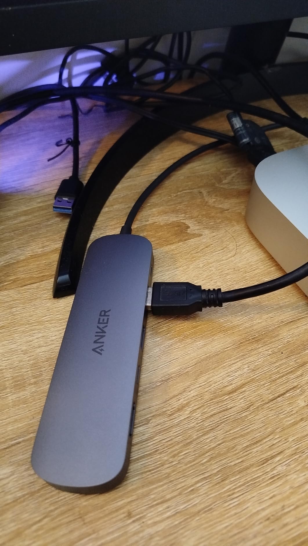 Anker USB C Hub, 7in1 Multi-Port USB Adapter, 4K@60Hz USBC to HDMI Splitter | 85W Max PD, 2 USB 3.0 & 1 USBC Data Ports, SD/TF Card Reader, for Laptops/Mac and Other Type C Devices (Charger Not Included) customer photo 2