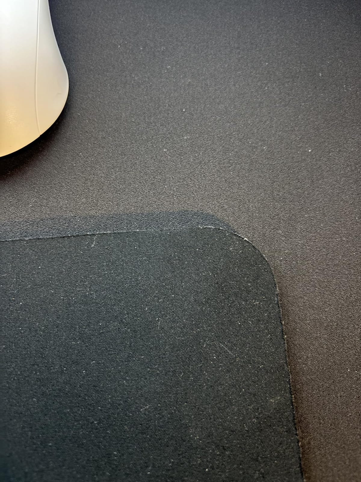 SteelSeries QcK XL Performance Control Gaming Mousepad - Extra Density for a Smooth Glide - Low-Profile Edge Stitching - Non-Slip Neoprene Rubber Base - 15.75 x 34.43 inch - FPS, MOBAs, RTS, MMO customer photo 2