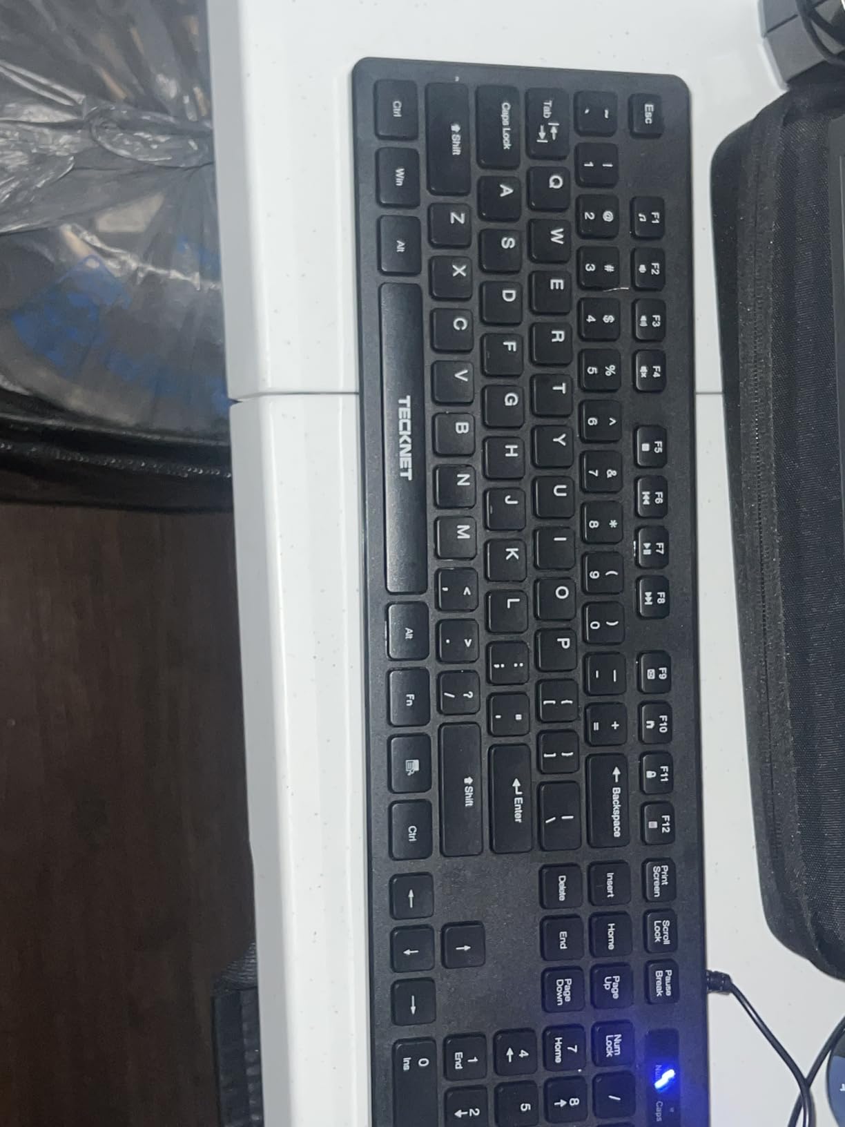 TECKNET Wired Keyboard, Silent Typing, Full-Size Layout, Black customer photo 2