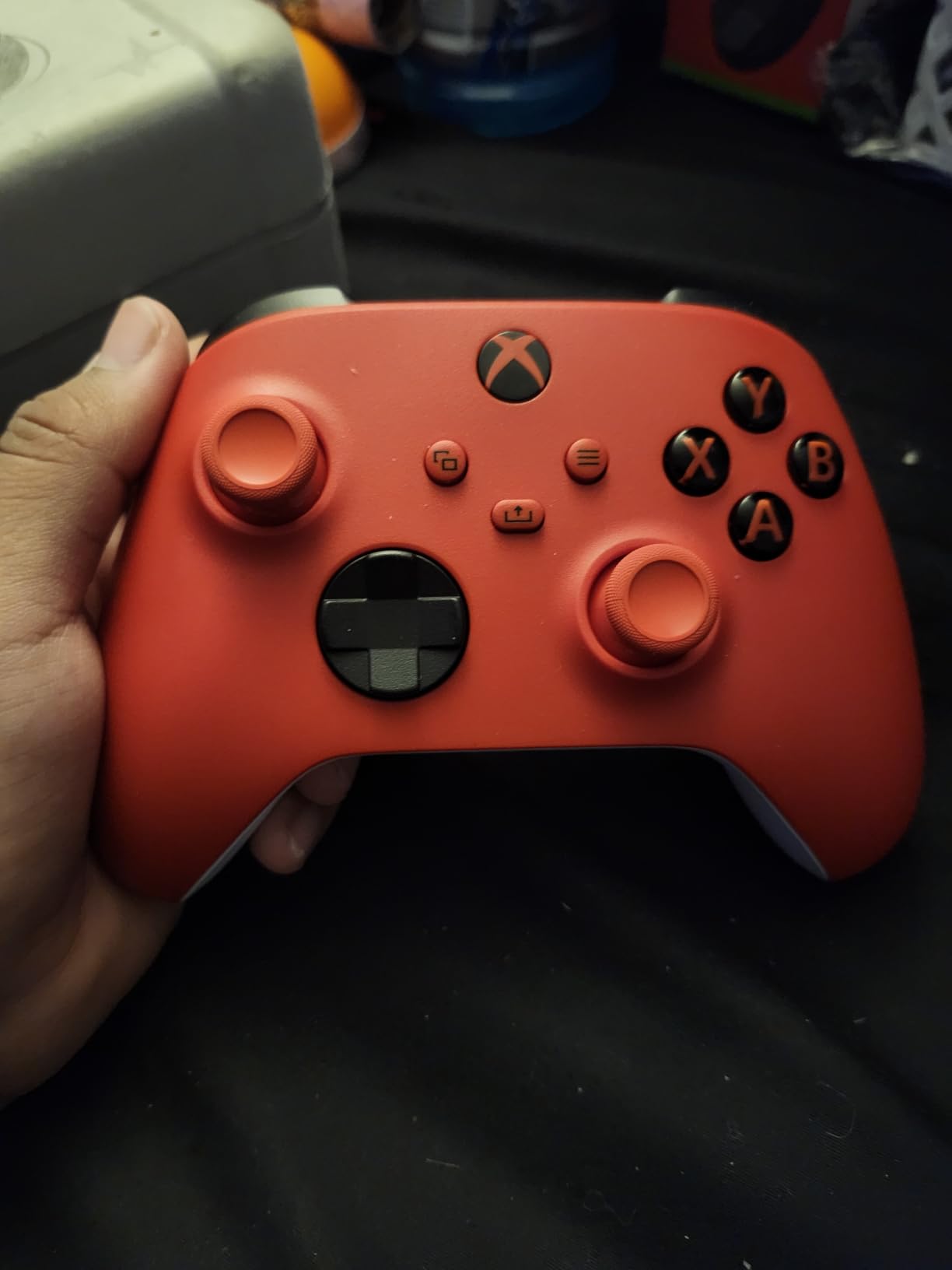 XBOX Wireless Gaming Controller | Pulse Red | Consoles, PCs, TVs, mobile, and more | Textured Grip | Wireless, Bluetooth, USB-C Connectivity customer photo 1