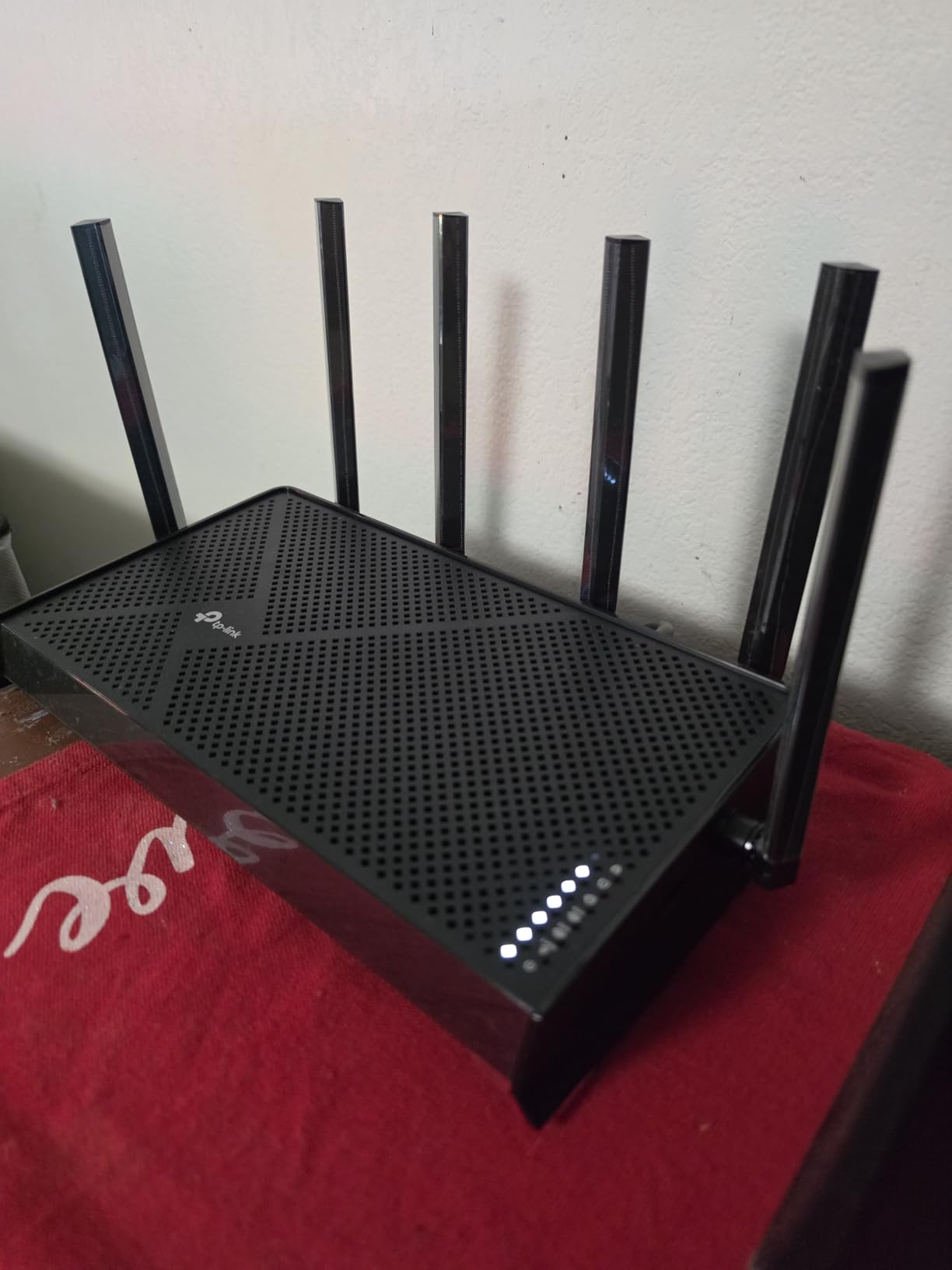TP-Link Tri-Band BE9700 WiFi 7 Router (Archer BE600) | 10G Port, 2.5G Port, 320MHz, 2,600 sq. ft., 120 Devices customer photo 1