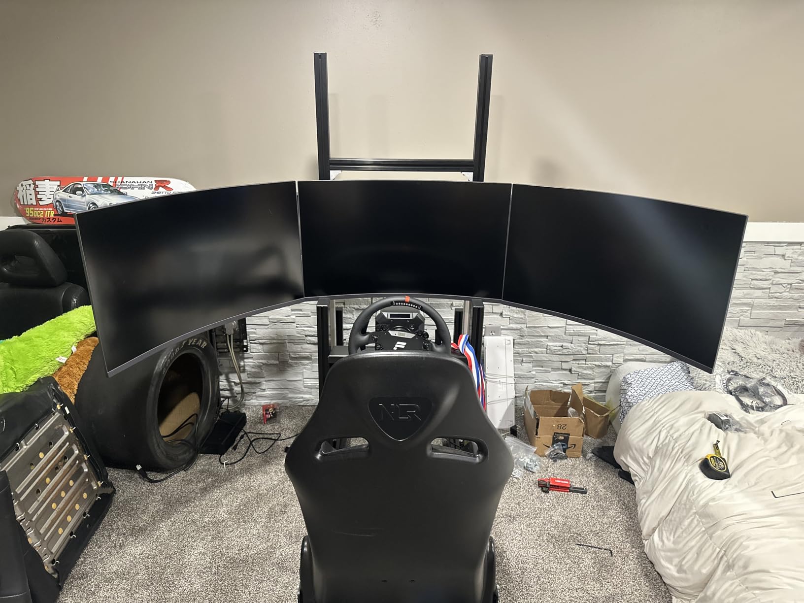 Marada Aluminum Profile 8040 Cockpit Triple Monitor Stand for Sim Racing customer photo 2