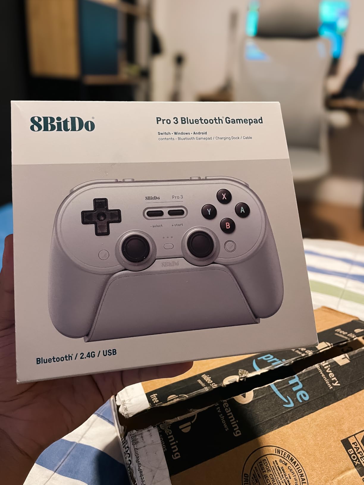 8BitDo Pro 3 Bluetooth Controller for Switch/Switch 2 - TMR Joysticks, Swappable ABXY Buttons, Pro Back Buttons, Charging Dock, Hall Effect Triggers, for Windows, Apple, SteamOS, Android - G Classic customer photo 1