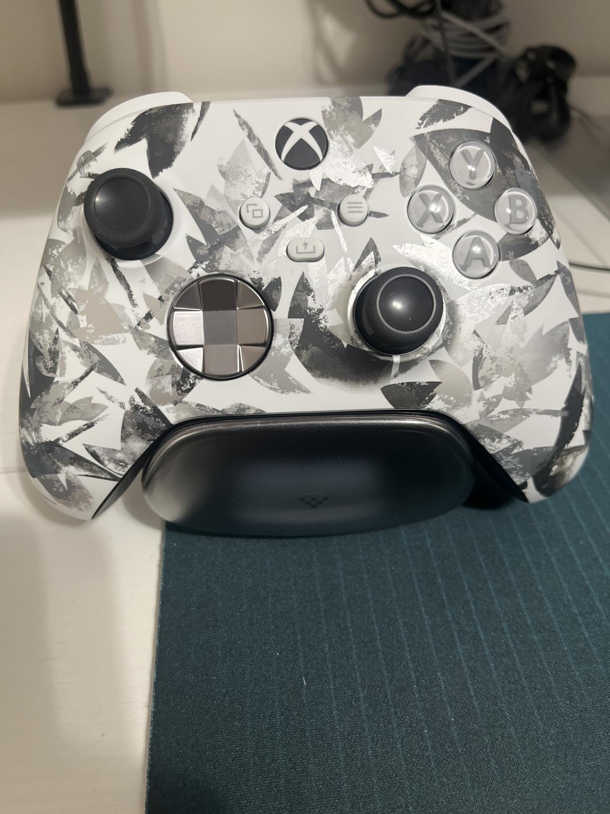 Xbox Wireless Gaming Controller | Storm Breaker Special Edition | Consoles, PCs, TVs, mobile, and more | Textured Grip | Wireless, Bluetooth, USB-C Connectivity customer photo 1