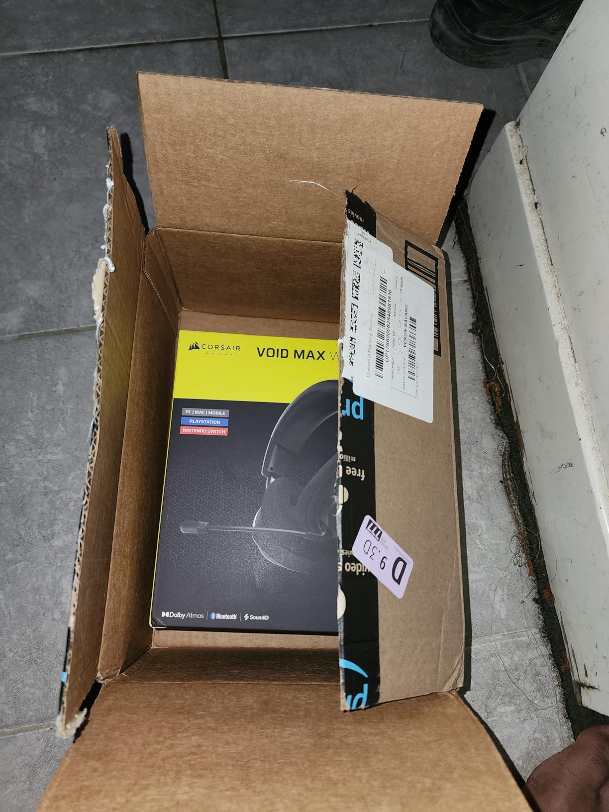 Corsair Void v2 MAX Wireless Gaming Headset for PC, PS5, PS4, Switch, Mobile - Simultaneous 2.4GHz+Bluetooth, Dolby Atmos, Sonarworks SoundID, 70Hr Battery, Fast Charging, Clear Microphone - Carbon customer photo 1
