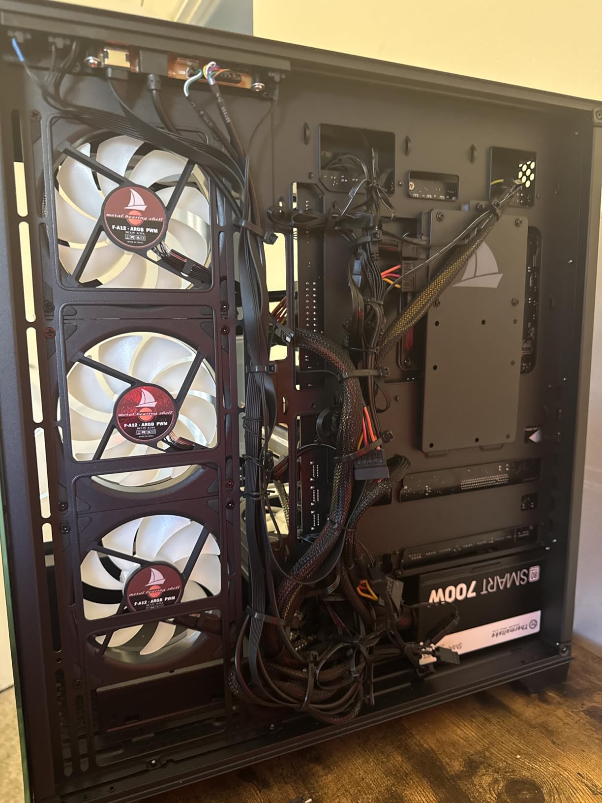 KEDIERS Gaming PC Case - Dual Chamber ATX Desktop Chassis - 8 PWM ARGB Fans Included - Panoramic Glass Panels - Cable Management - 420MM RAD Support - Snow White customer photo 1