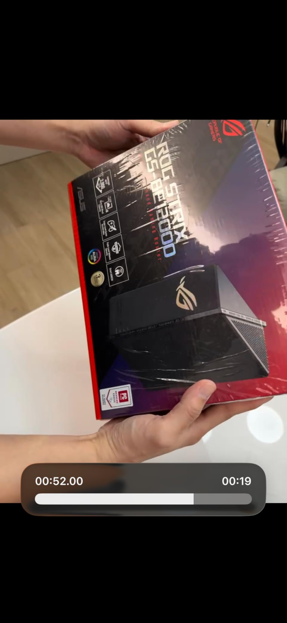 ASUS ROG Strix GS-BE12000 WiFi 7 Gaming Router - Tri-Band, 12Gbps, Mesh customer photo 1