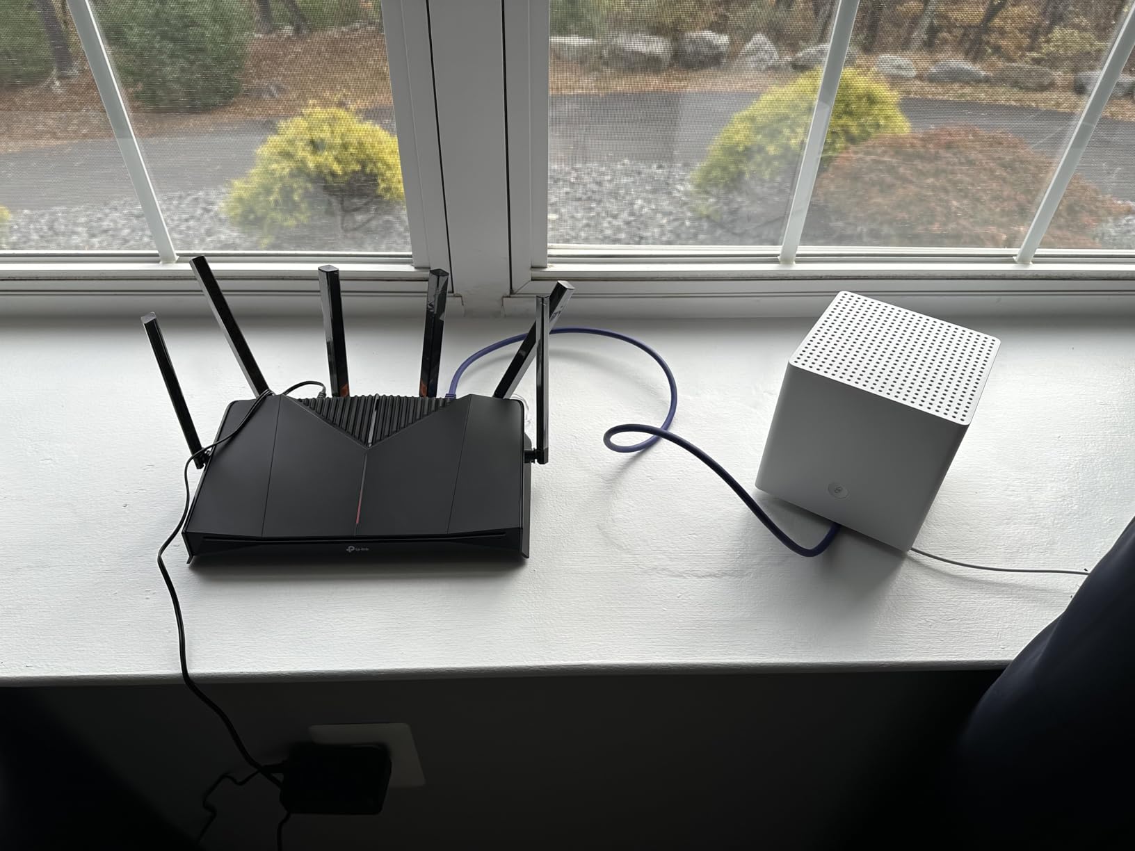 TP-Link Dual-Band BE6500 WiFi 7 Gaming Router 6.5 Gbps (Archer GE400) | 6-Stream, 2 x 2.5G + 3 x 1G, Game Acceleration customer photo 2