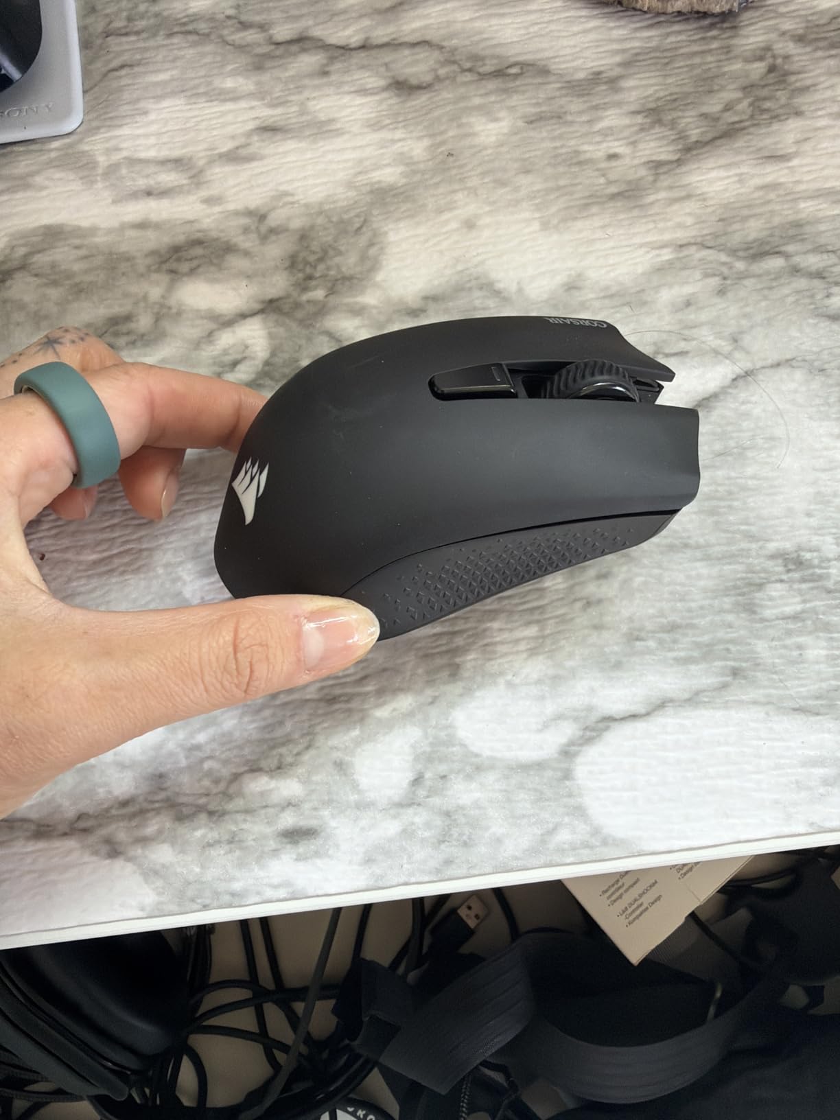 Corsair Harpoon Wireless RGB Lightweight FPS/MOBA Gaming Mouse - 10,000 DPI - 6 Programmable Buttons - Low-Latency Bluetooth - iCUE Compatible - PC, Mac, PS5, PS4, Xbox - Black customer photo 2