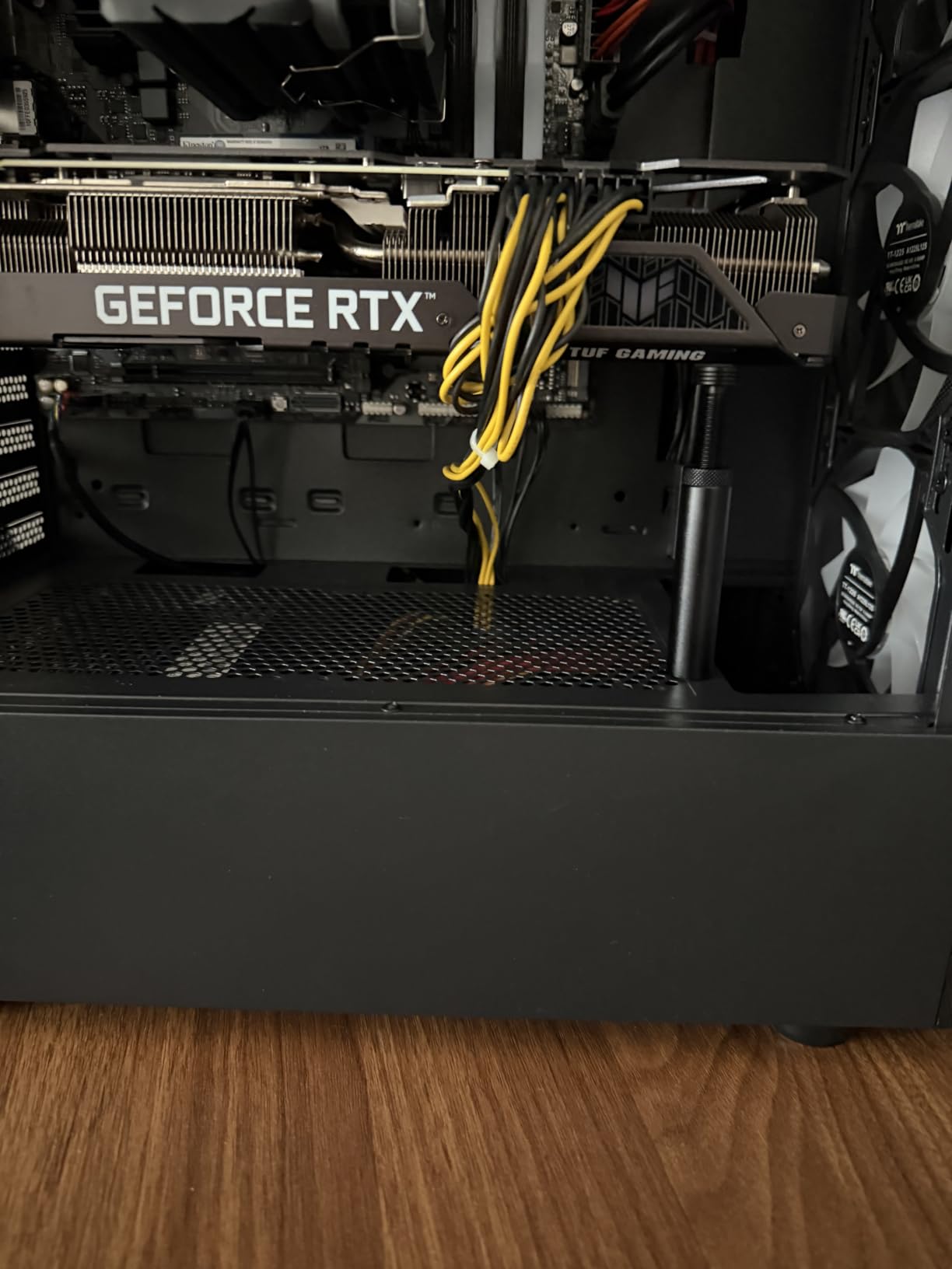 acer GPU Support Bracket, GPU Stand with Magnet Non-Slip Base,(L, 70-120mm) | Adjustable Graphics Card Holder, Video Card Sag Holder Bracket Fits Most Cases, Tool-Free GPU Brace customer photo 2