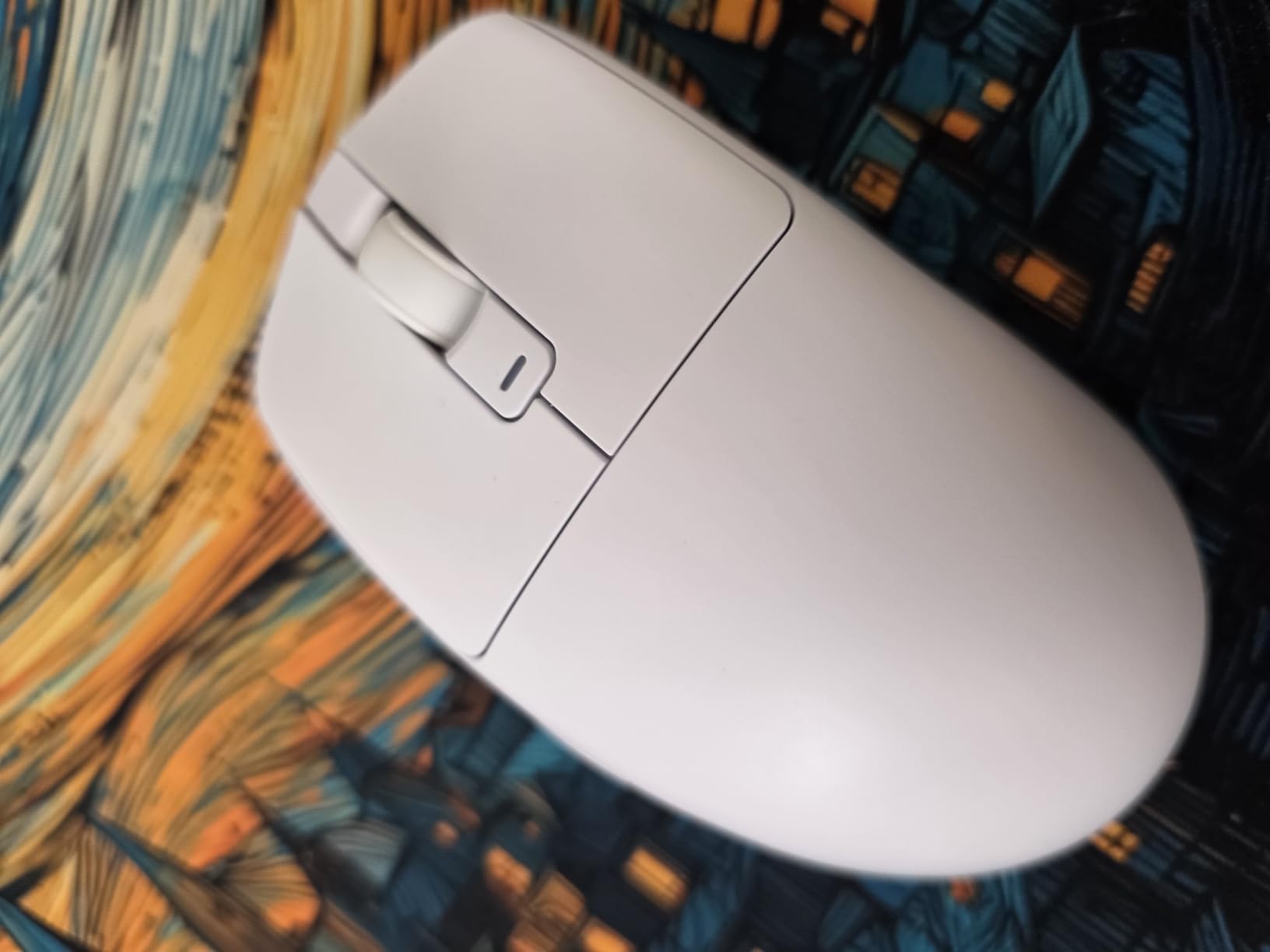 RK ROYAL KLUDGE MO3 Wireless Gaming Mouse, 48g Lightweight PC Mice, White | Bluetooth/2.4G/USB Rechargeable Computer Mouse, Silent Clicks, 5 Programmable Buttons, 6000 DPI, Online Software for Win/Mac customer photo 2