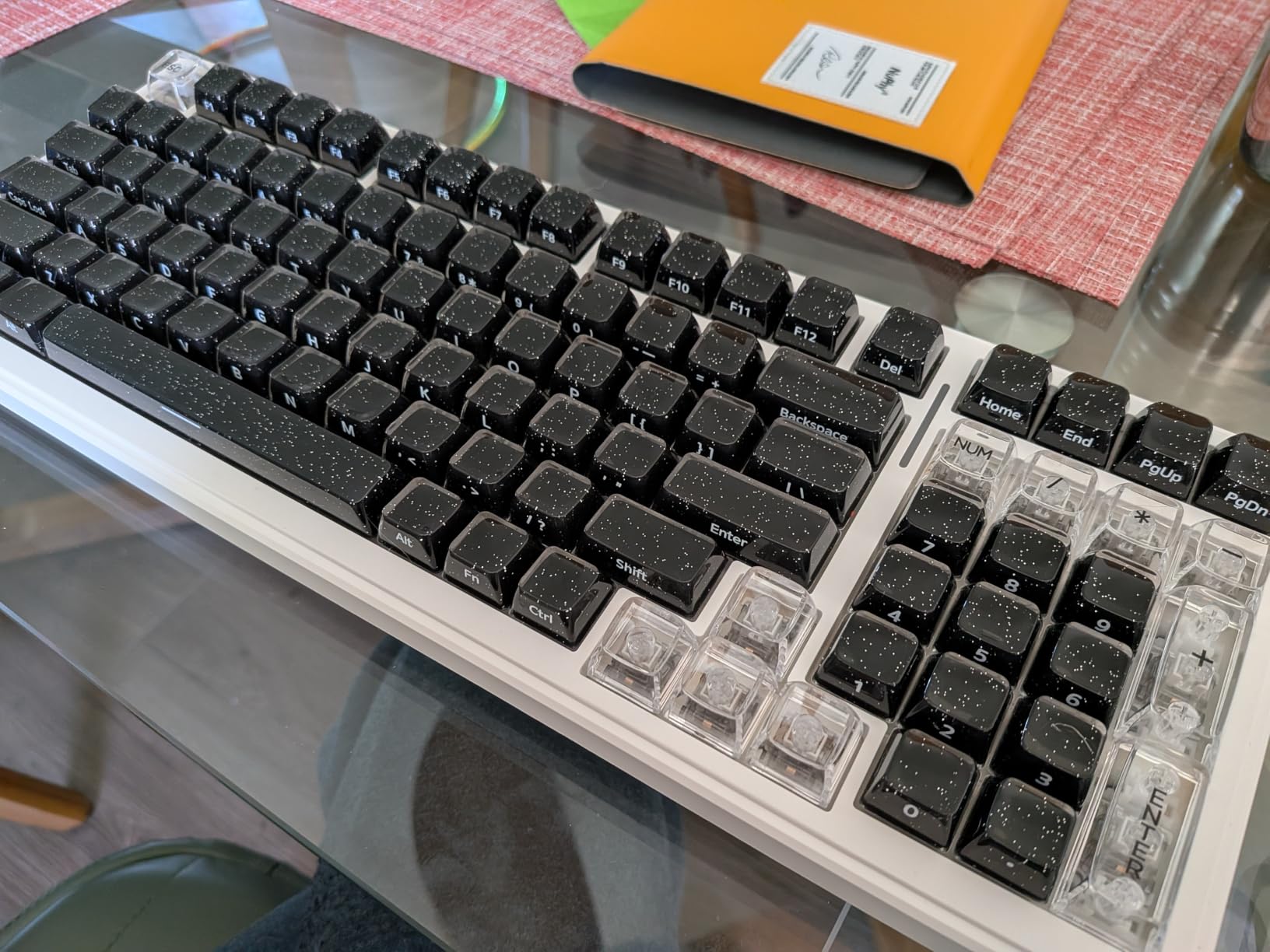 EPOMAKER Lusterfly Jelly Keycaps Set - 123 Keys Double-Shot Laser Engraved, MDA Profile, ABS+PC, Non-Shine-Through, MX-Compatible for 61/68/84/87/98/100/104-Key Mechanical Keyboard (Blue) customer photo 2