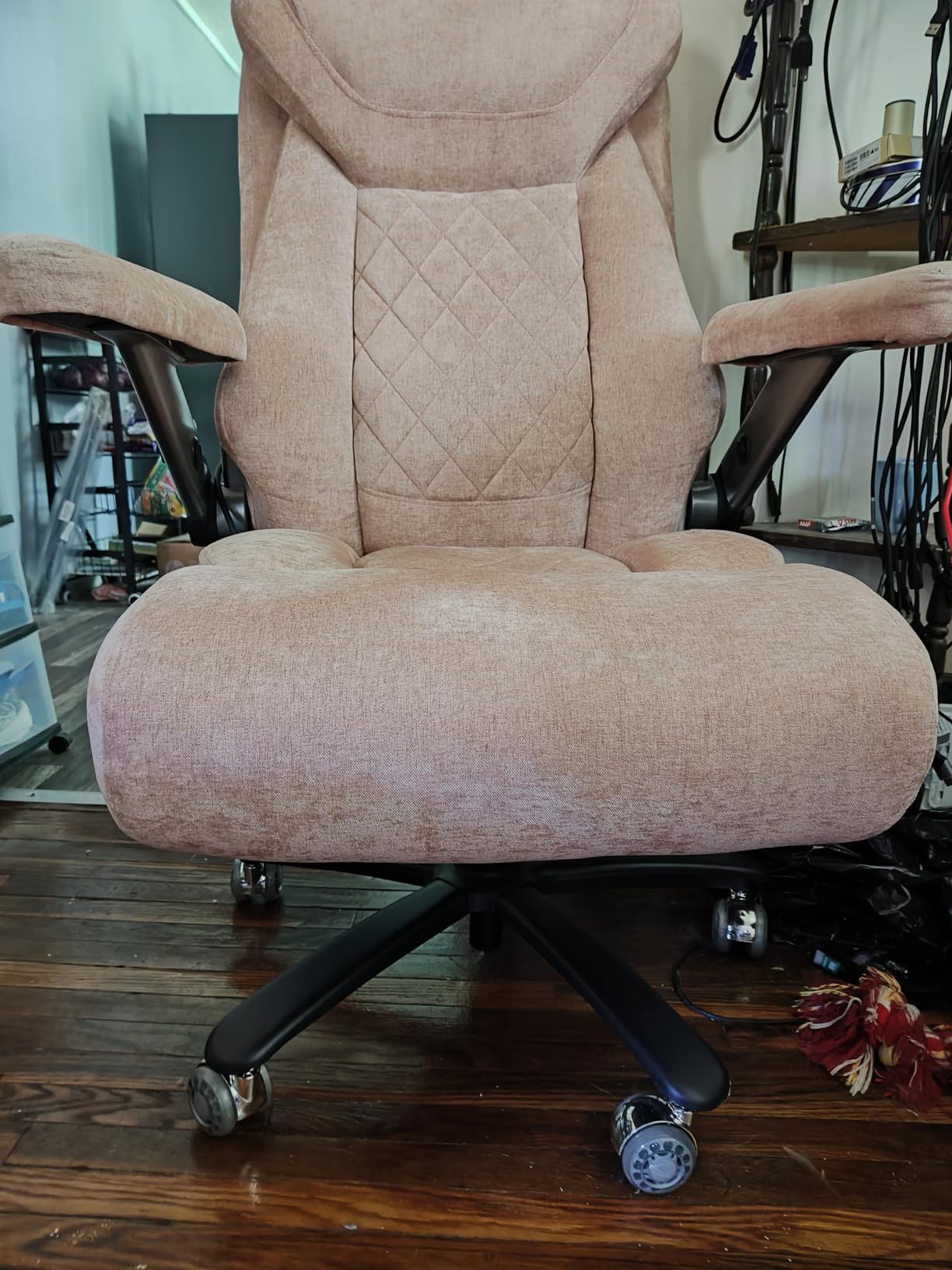 600LBS Large Big and Tall Office Chair, Heavy Duty Wide Ergonomic Gaming Office Chair with 5D Flip Arms, Comfy PU Leather Executive Office Desk Chair, Extra Wide Padded Seat, Adjustable Lumbar customer photo 2