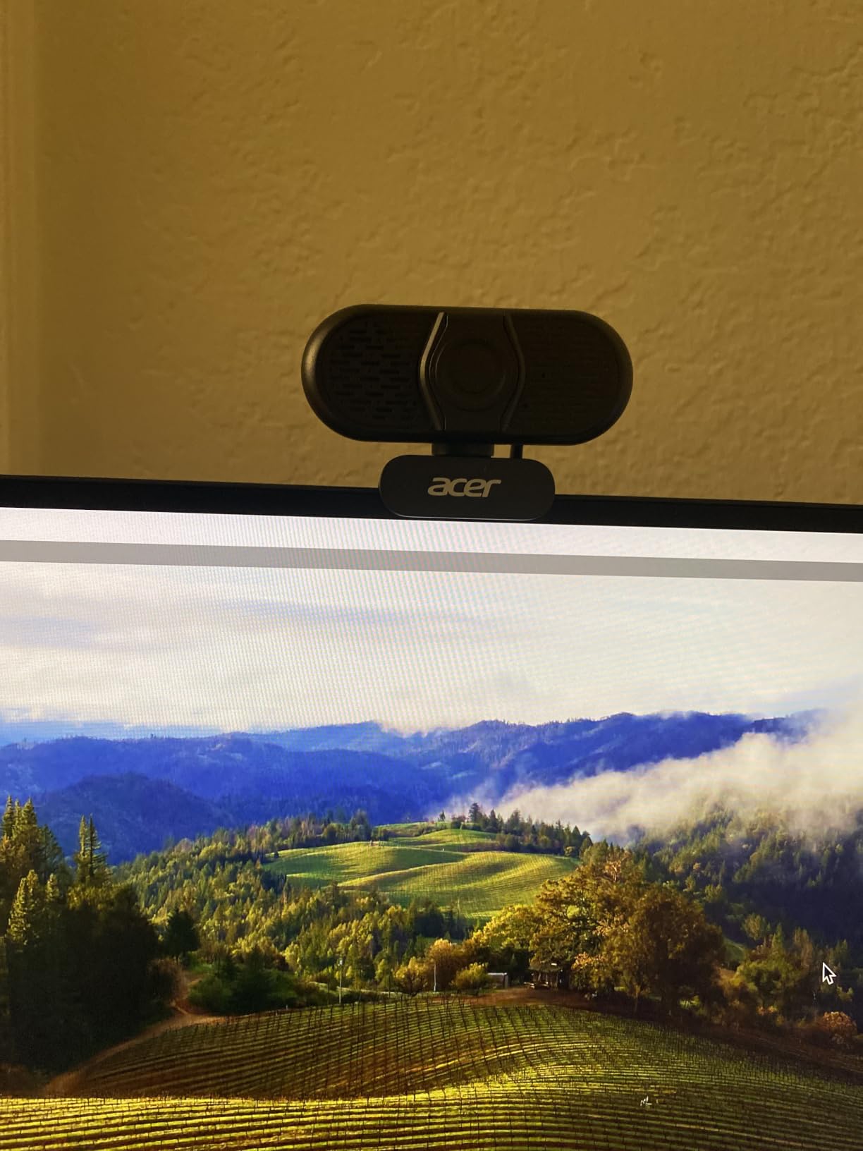 Acer 1080p Webcam USB Plug and Play Webcam for PC with Noise Cancellation Microphones Computer Camera for Desktop Streaming Gaming Online Meeting Wide Angle Privacy Cover A-to-C Adapter Easy Setup customer photo 1