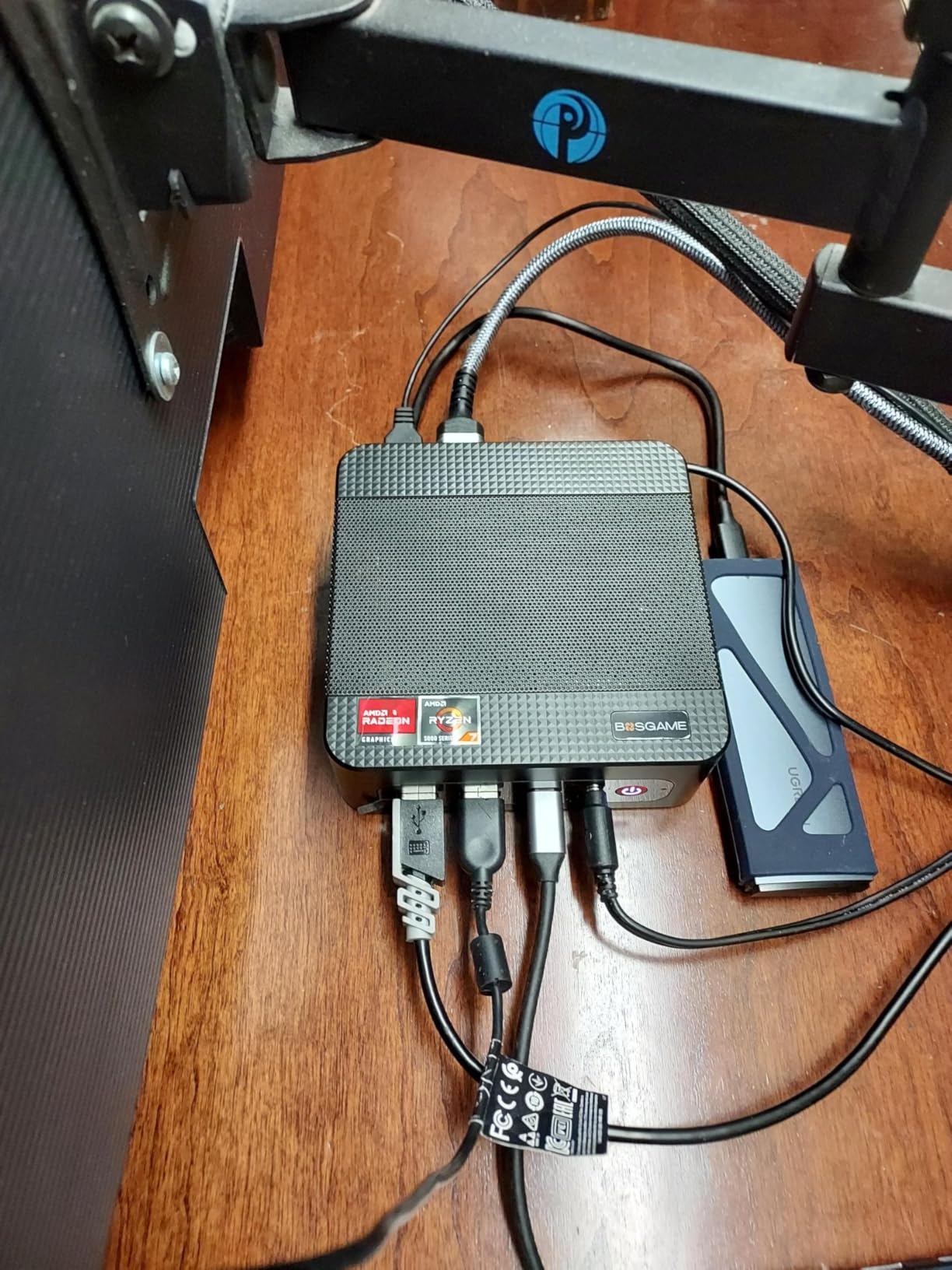 BOSGAME E5 11 Pro Mini PC, AMD Ryzen 5300U 4C/ 8T, Business Home Office PC customer photo 2