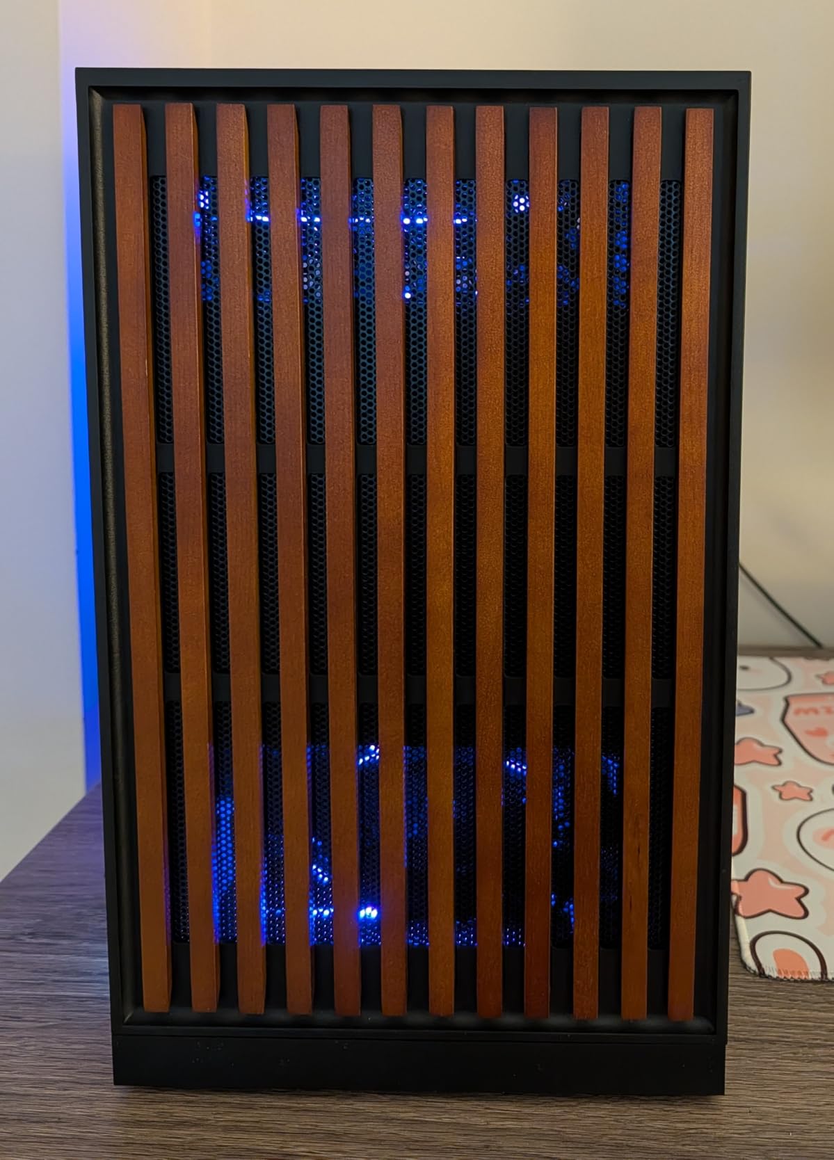 KOTIN Prebuilt Gaming PC, Ryzen 7 9700X, 32GB DDR5, RTX 5060 8GB, 1TB SSD | 360mm Liquid Cooled Gaming Desktop, 11.3in Smart Display, 650W 80+ Gold PSU, WiFi 7, Assembled in USA, Windows 11 ARGB Tower customer photo 1