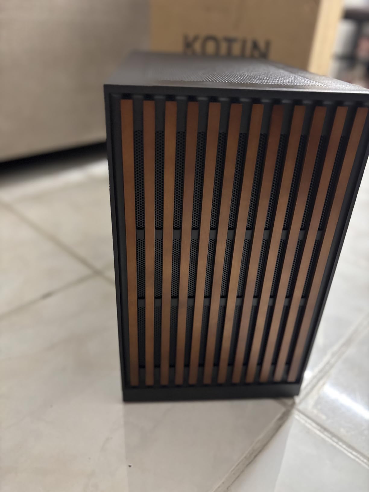 KOTIN Prebuilt Gaming PC, Ryzen 7 9700X, 32GB DDR5, RTX 5060 8GB, 1TB SSD | 360mm Liquid Cooled Gaming Desktop, 11.3in Smart Display, 650W 80+ Gold PSU, WiFi 7, Assembled in USA, Windows 11 ARGB Tower customer photo 2