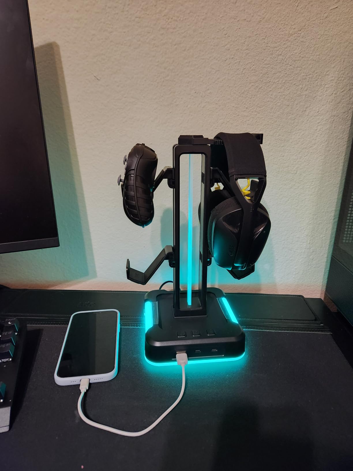 KDD RGB Gaming Headphone and Controller Stand with 2 Type-C and 1 USB Ports | Headset Stand with 9 Light Modes, Headset Holder for Desk, Controller Headphone Holder, For Gift PC Gaming Room Accessories customer photo 1