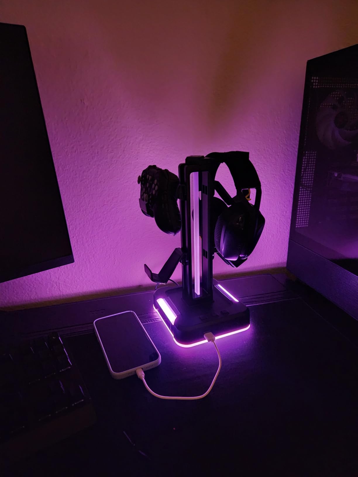 KDD RGB Gaming Headphone and Controller Stand with 2 Type-C and 1 USB Ports | Headset Stand with 9 Light Modes, Headset Holder for Desk, Controller Headphone Holder, For Gift PC Gaming Room Accessories customer photo 2