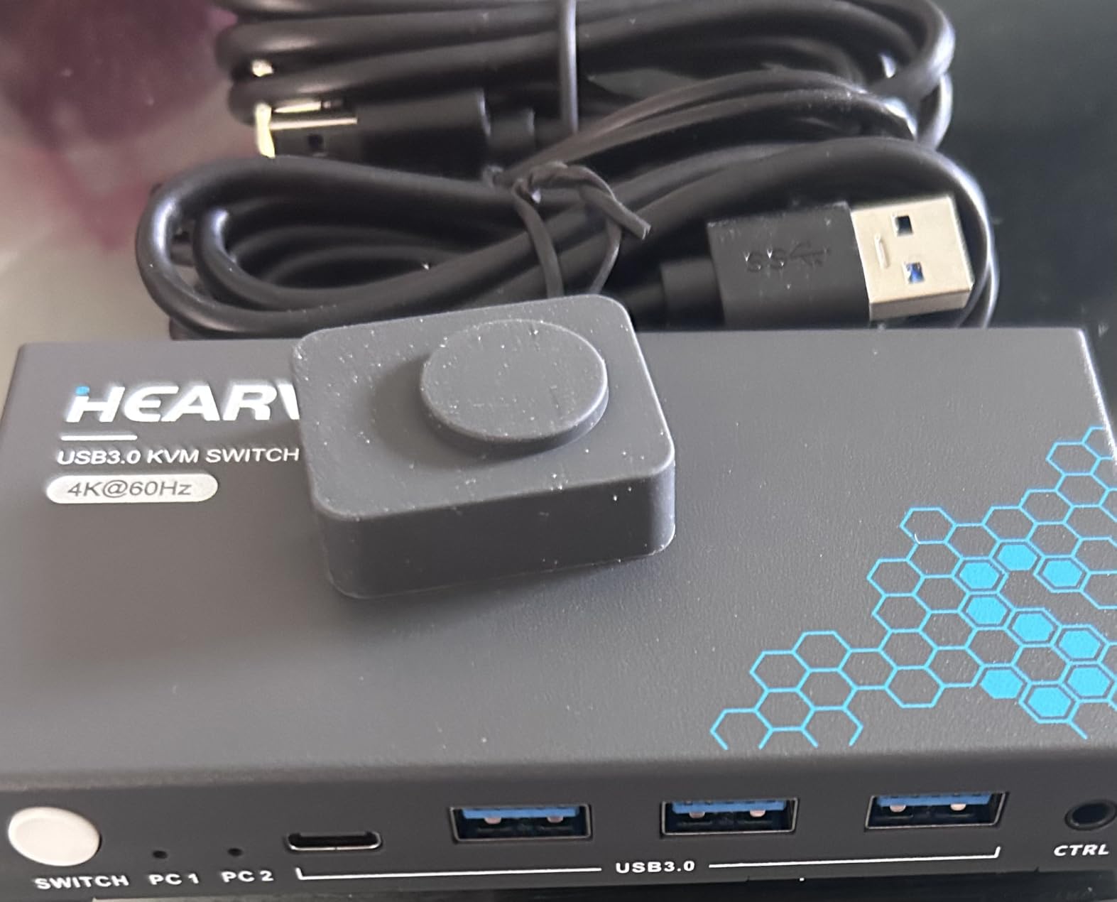 Heravo USB 3.0 HDMI KVM Switch 2 Monitors 2 Computers, 4K@60Hz Dual Monitor customer photo 1