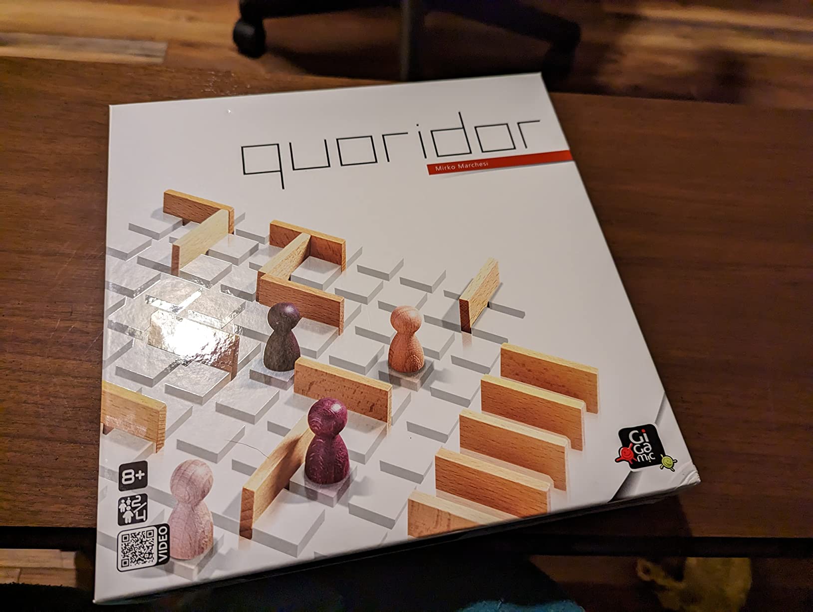 Quoridor - Over 1 Million Sold! Mensa Select Winner | Wooden Abstract Strategy Game for Adults and Families | Ages 8+ | 2 to 4 Players | 1 Minute to Learn, 15 Minutes to Play customer photo 2