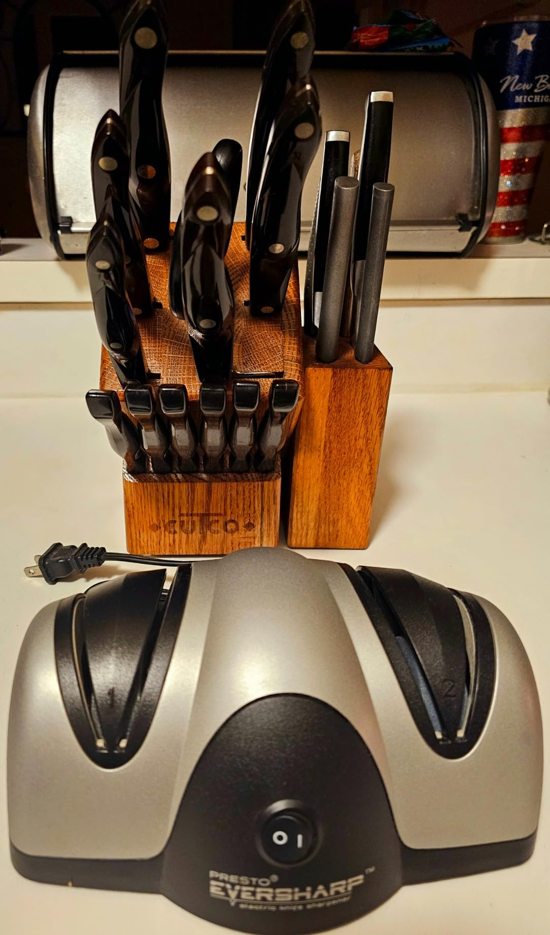 Presto 08800 EverSharp Electric Knife Sharpener customer photo 1