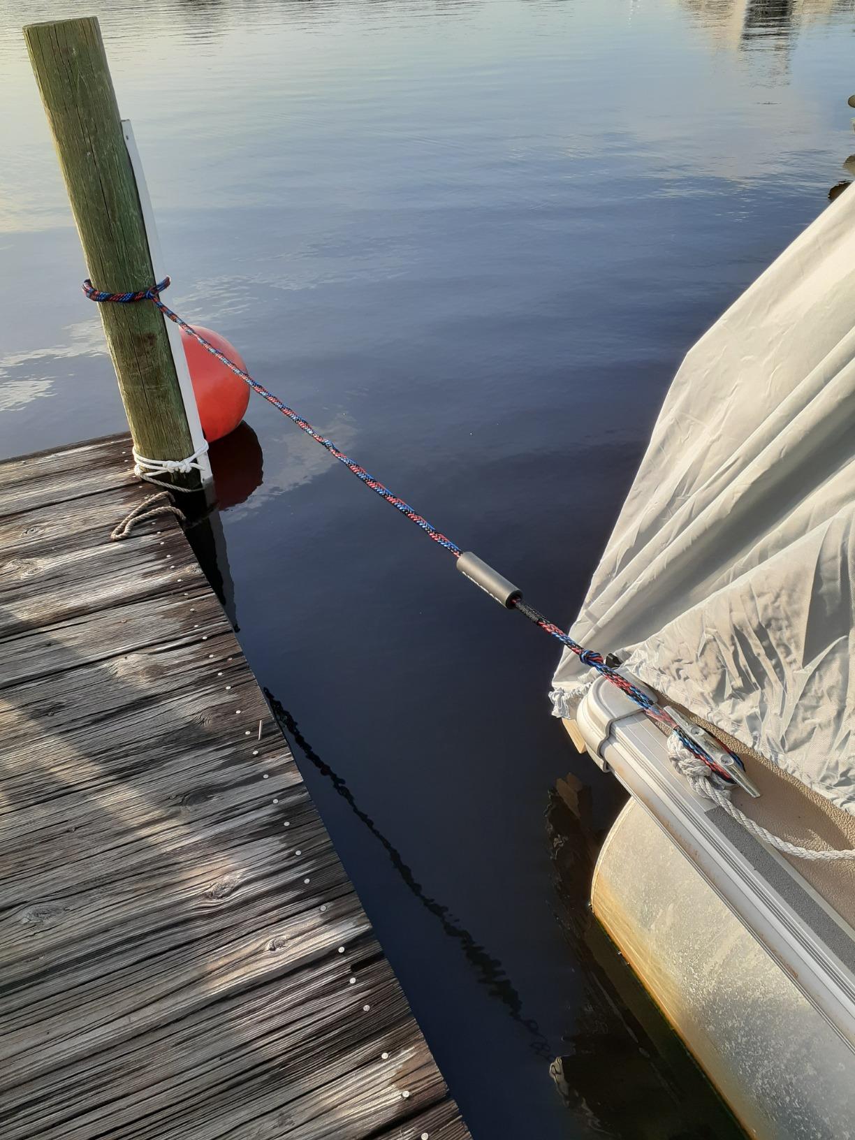 AIRHEAD AHDL-4 Bungee, Dockline For Watercraft 4 Feet customer photo 2