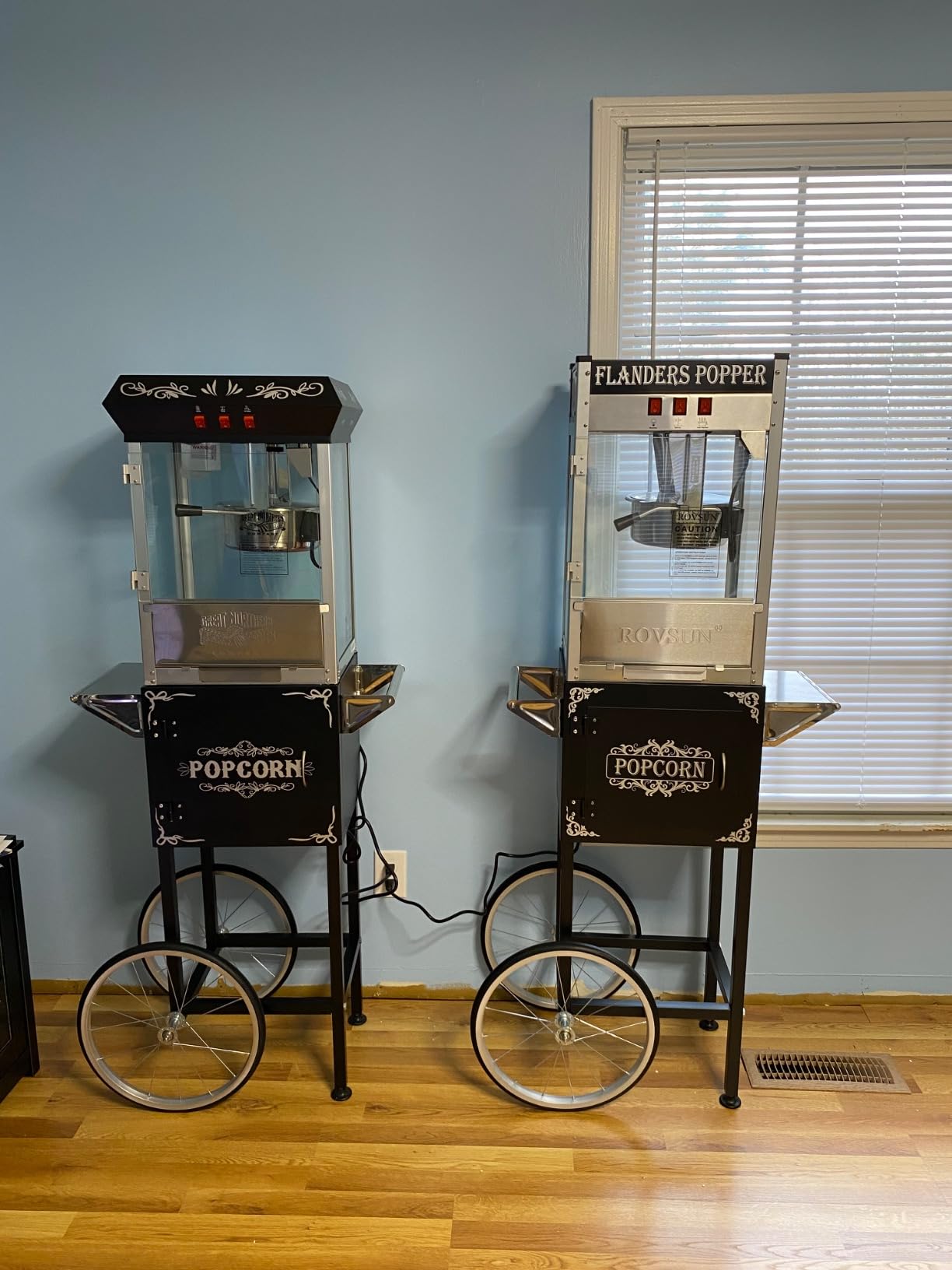 Great Northern Popcorn Foundation 8oz Popcorn Machine Cart on Wheels, Black customer photo 2