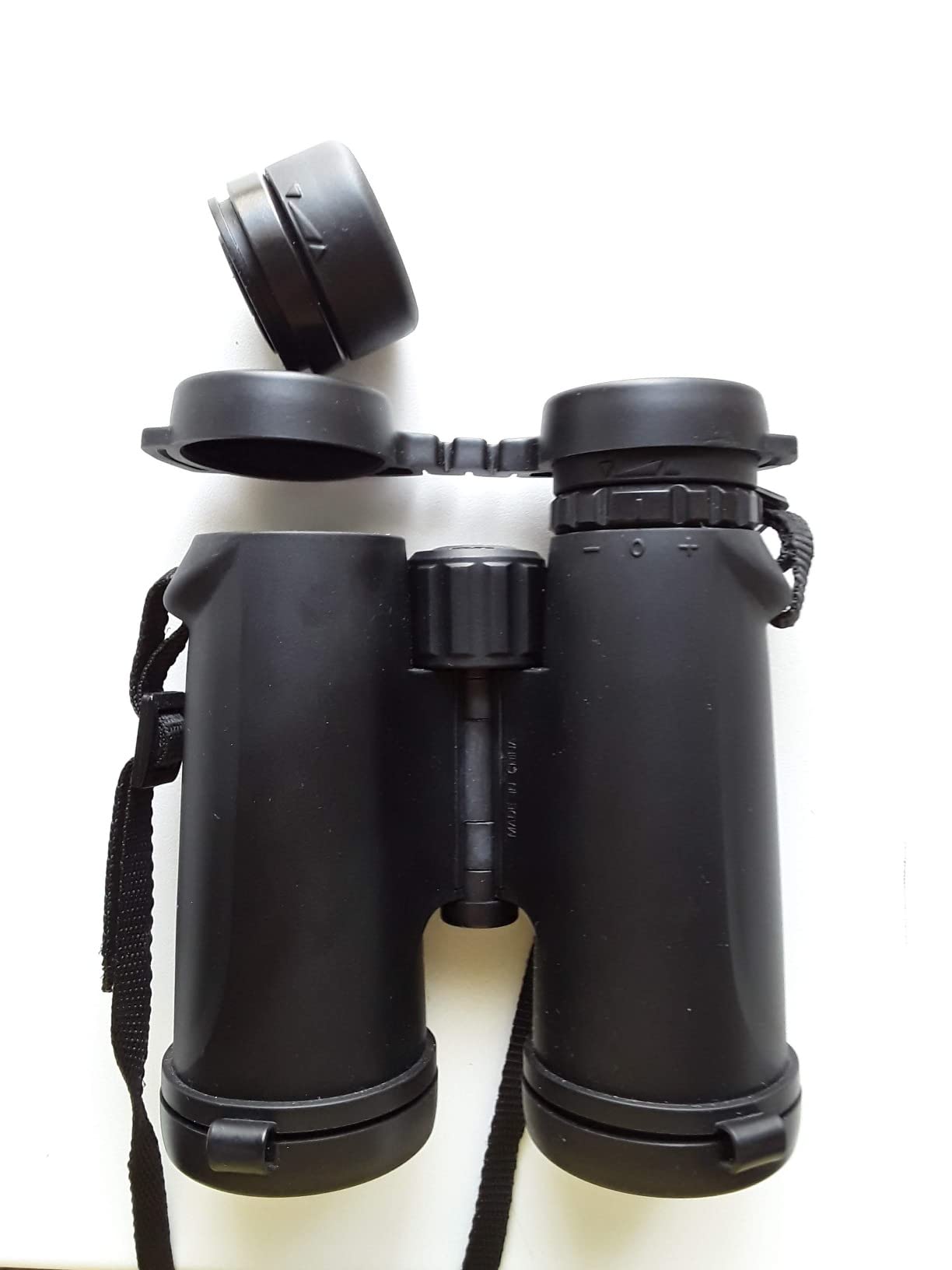 Celestron Outland X 10x42 Binoculars for Wildlife & Hunting customer photo 2
