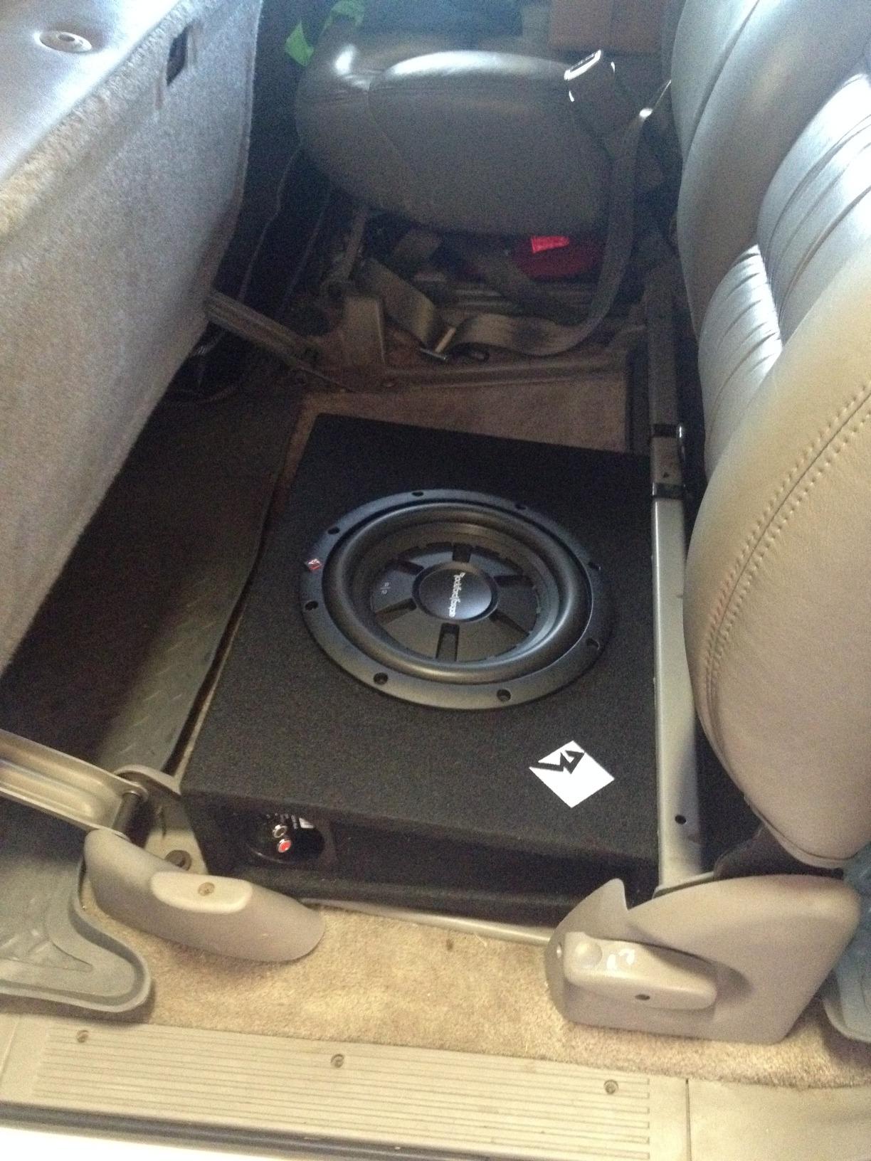 Rockford Fosgate Prime R2S-1X10 Loaded 10” Slim Subwoofer in Enclosure customer photo 1