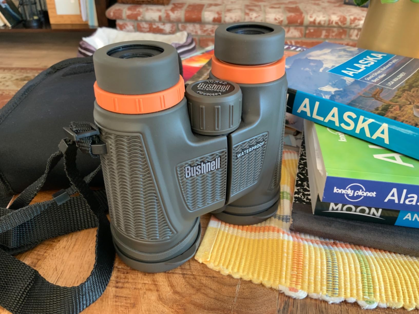 Bushnell H2O Xtreme 10x42 Waterproof Binoculars customer photo 2