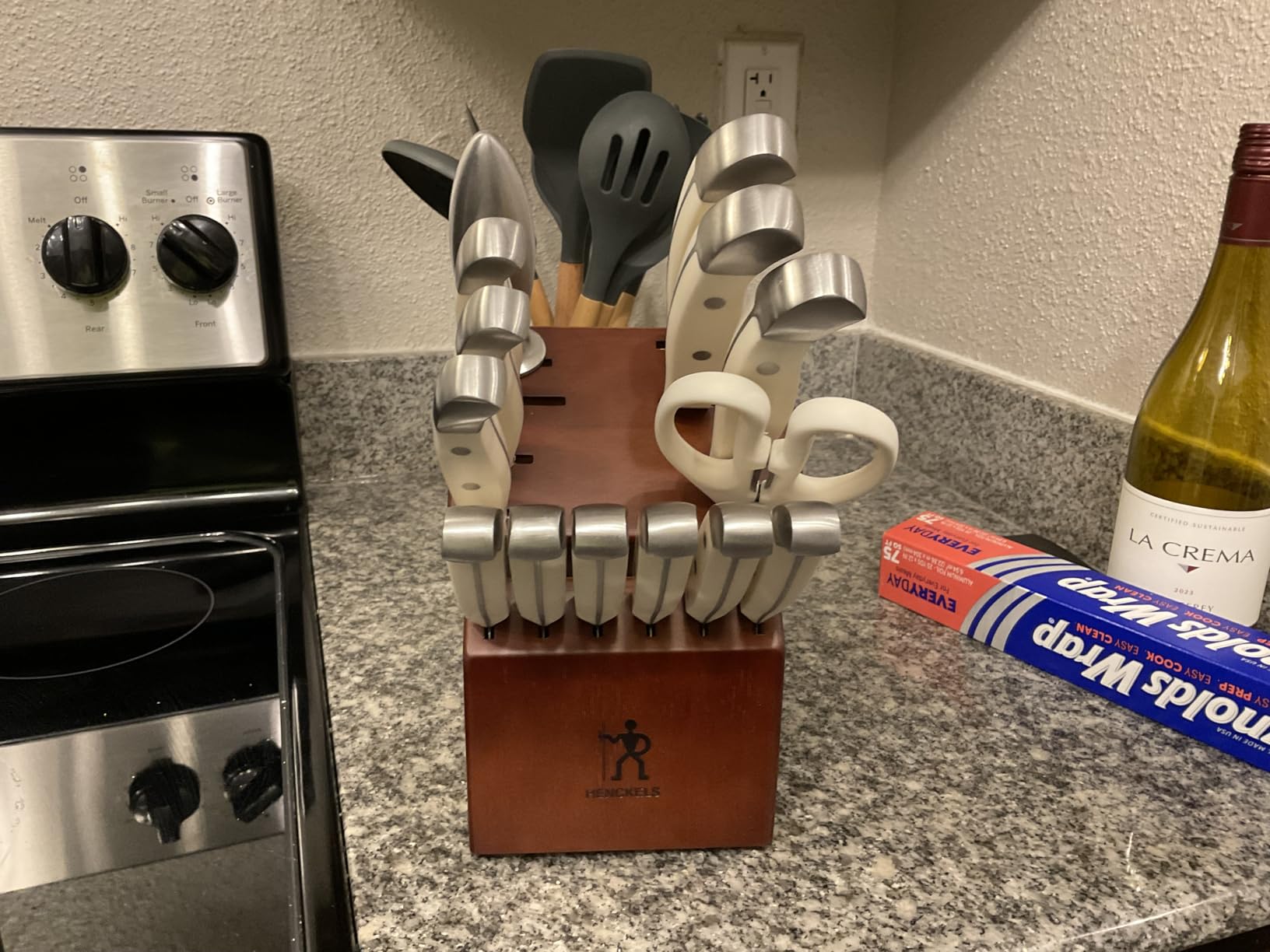 Henckels Statement 15 pc Knife Block Set, Razor-Sharp, German Engineered customer photo 2