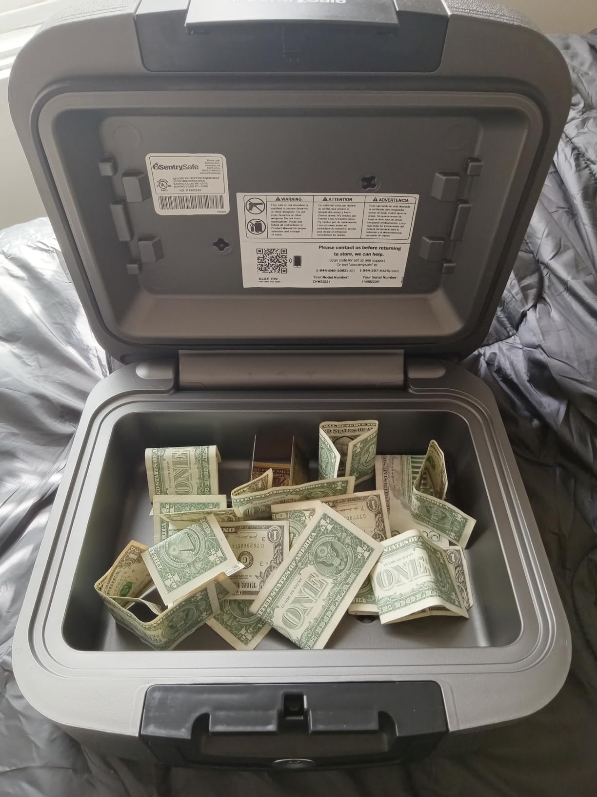 SentrySafe Charcoal Gray Fireproof and Waterproof Safe Box with Key Lock, Portable Chest for Money, Passport, 0.28 Cubic Feet, 6.6 x 15.4 x 14.3 Inches, CHW20221 customer photo 2