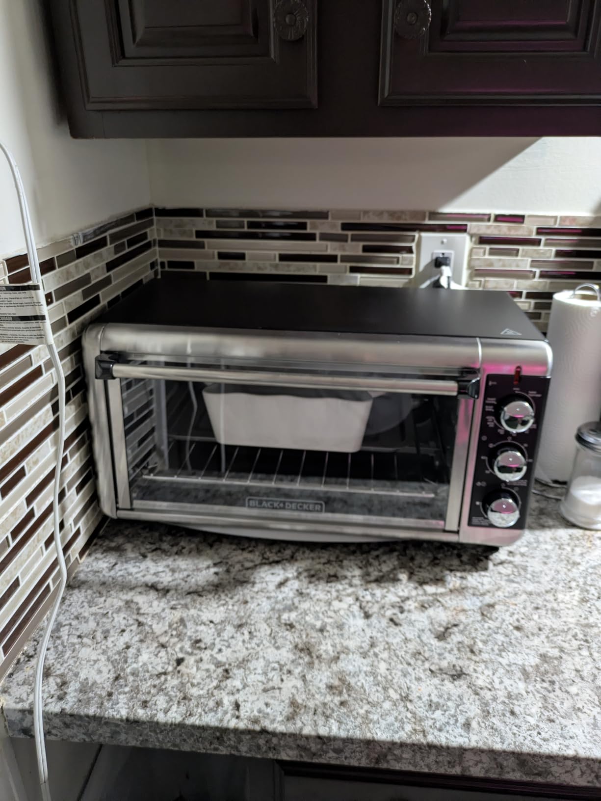 BLACK+DECKER TO3250XSBD 8-Slice Extra Wide Convection Countertop Toaster Oven, Includes Bake Pan, Broil Rack & Toasting Rack, Stainless Steel/Black customer photo 2