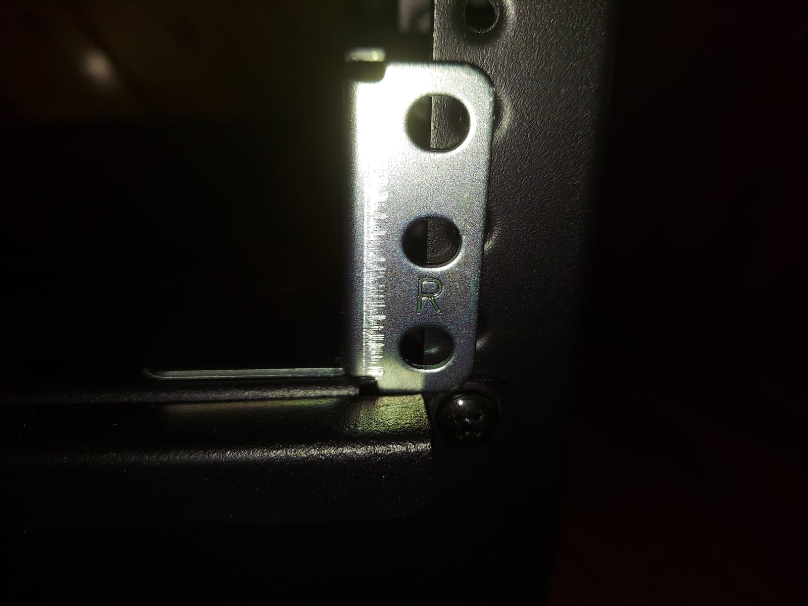 CyberPower 4POSTRAIL 4-Post Universal Rack Mount Rail Kit customer photo 2