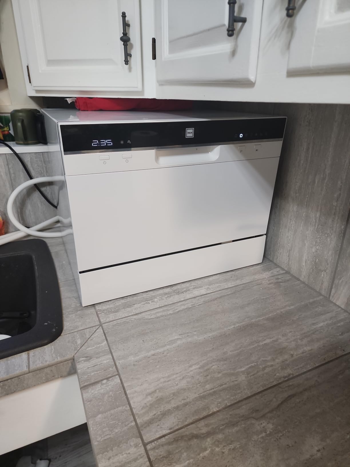 Hamilton Beach HBDW3208 Counter Top Portable Dishwasher, 6 Place Settings, White customer photo 2