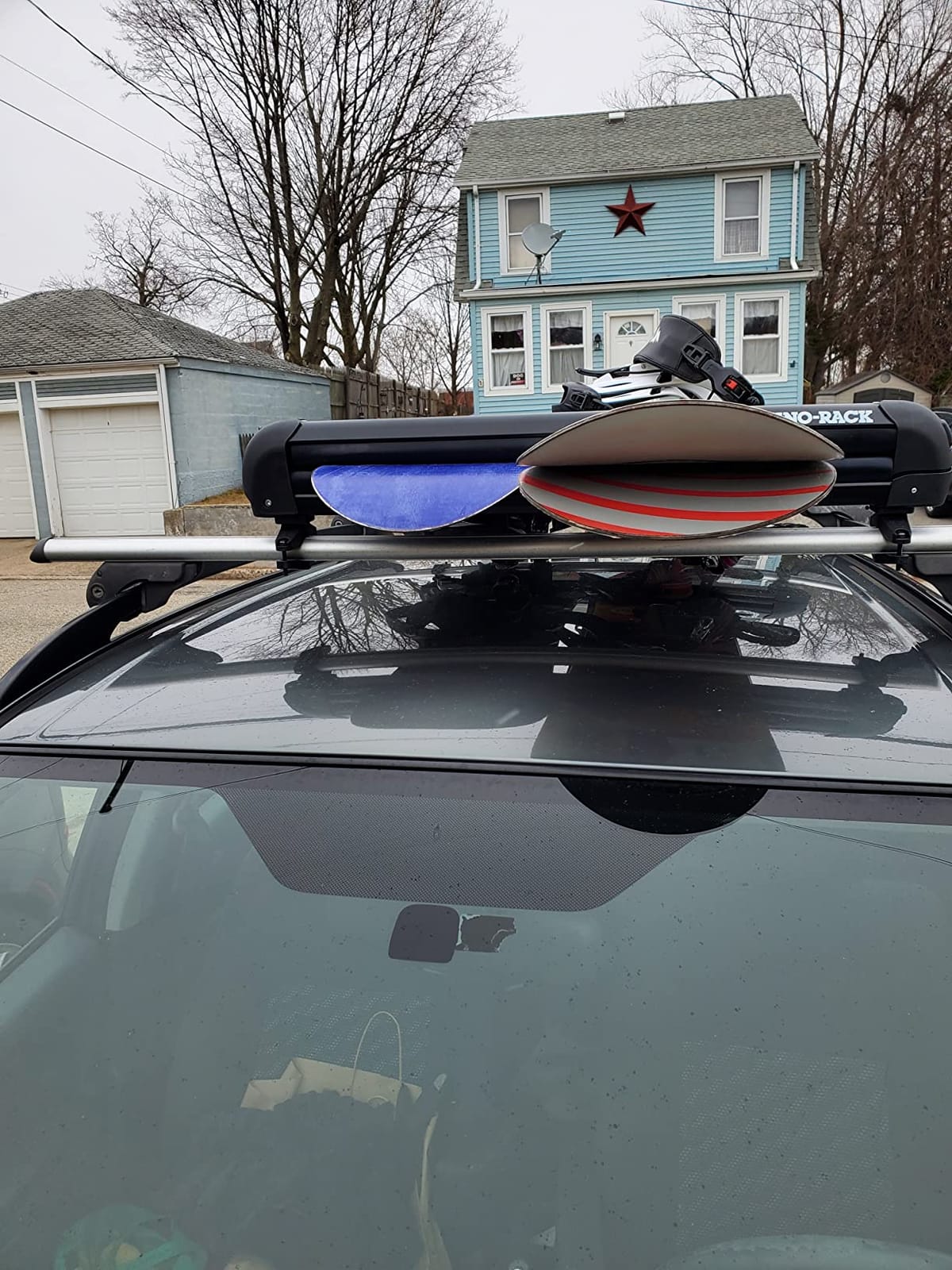 Rhino-Rack Carrier for Skis, Snowboards, Fishing Rods, Paddles, Skateboards, Water Skis, Wakeboard & More, Universal Mounting, Easy to Use, Locking, Lightweight & Heavy Duty, Suitable for All Vehicles customer photo 1