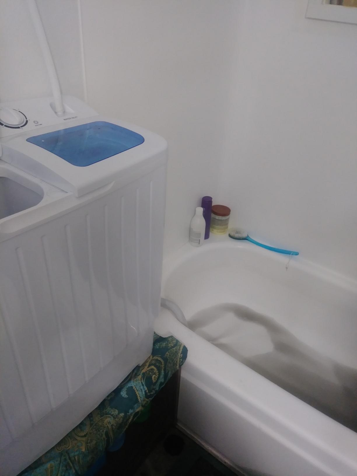 Giantex Portable Mini Compact Twin Tub Washing Machine 20lbs Washer Spain Spinner Portable Washing Machine, Blue+ White customer photo 2