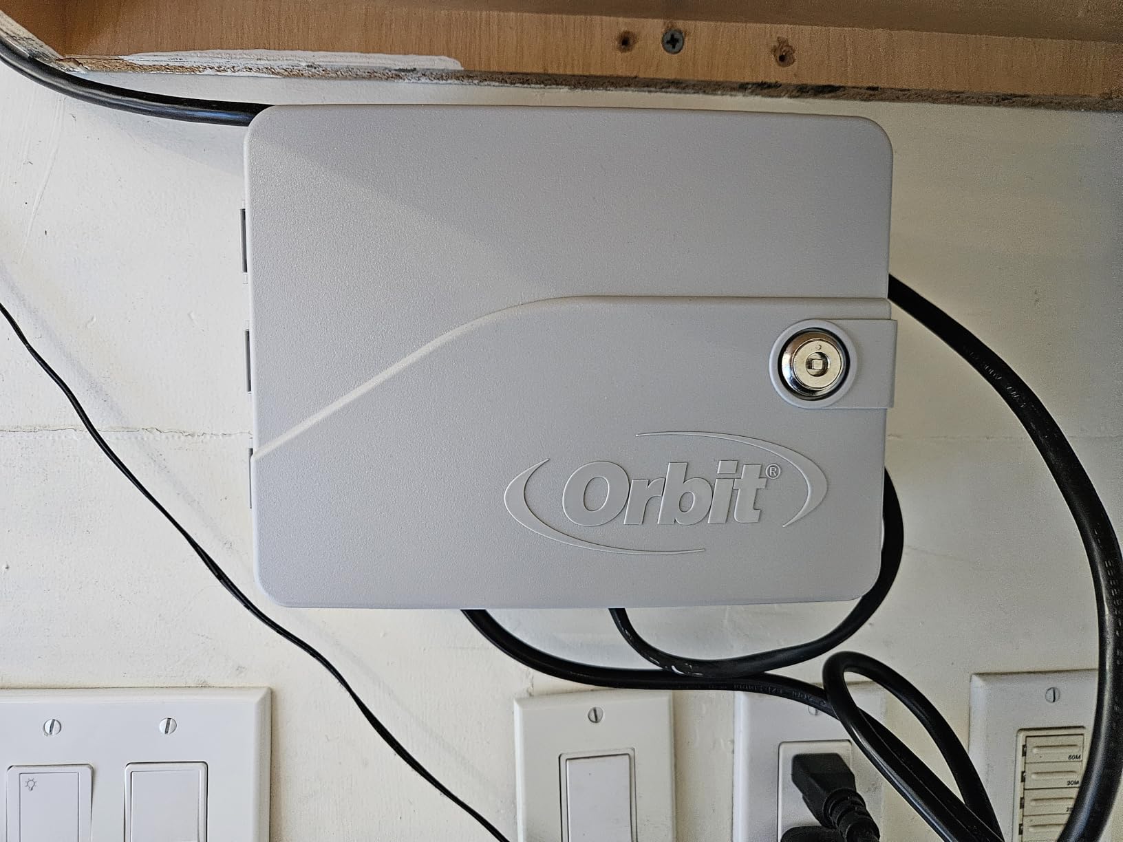 Orbit B-hyve Smart Sprinkler Controller, 6-Zone - 57946 customer photo 1