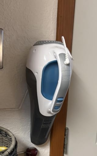 BLACK+DECKER dustbuster Cordless Handheld Vacuum, Portable Vacuum for Car and Home Rechargeable, Powerful Suction, Wide Mouth (HHVI315JO42) customer photo 1