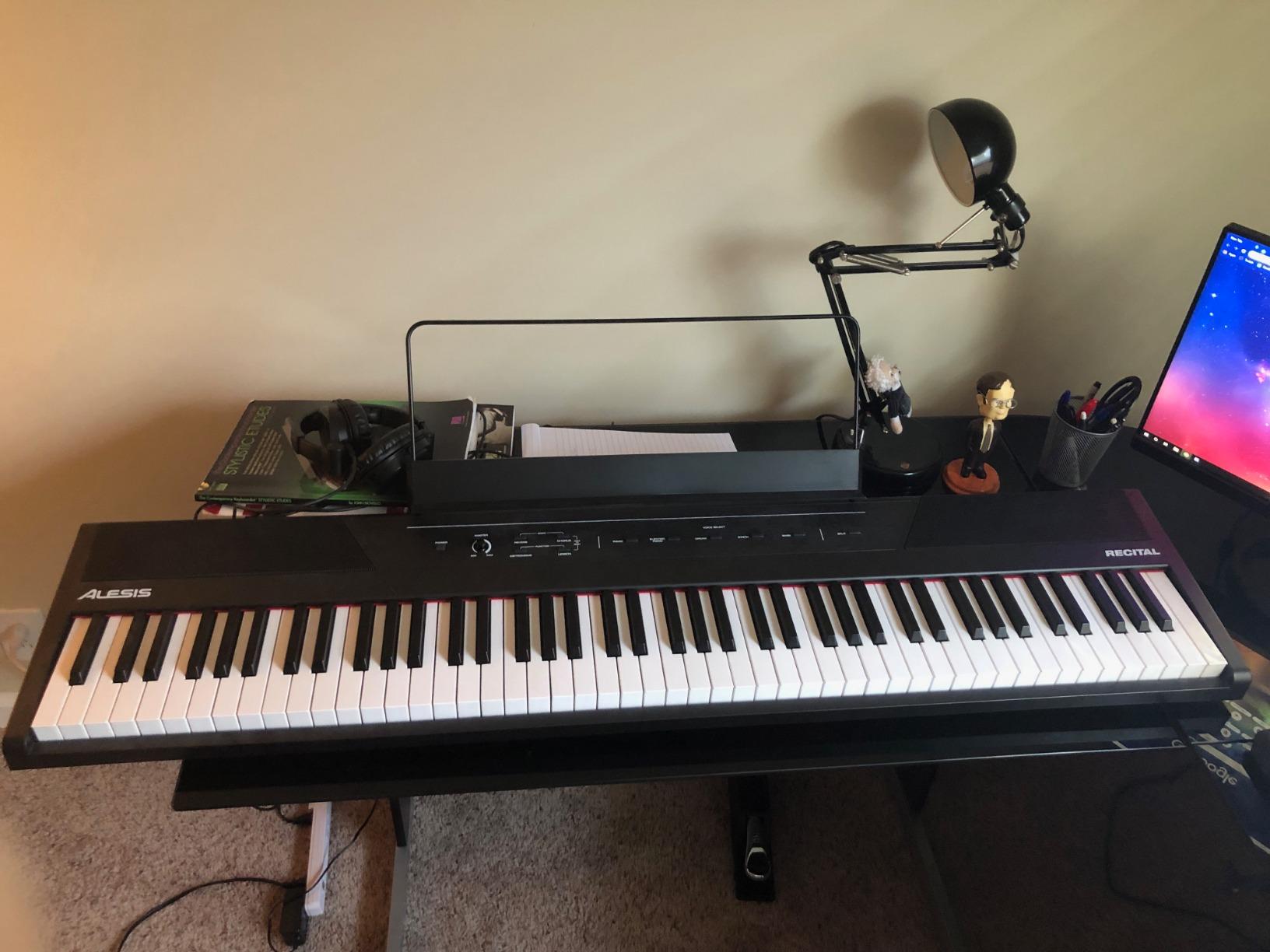 Alesis Recital Digital Piano 88-Key Semi-Weighted customer photo 2