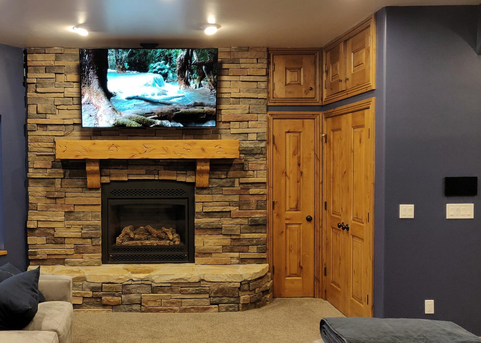 Mount-It! TV Ceiling Mount, 32-75